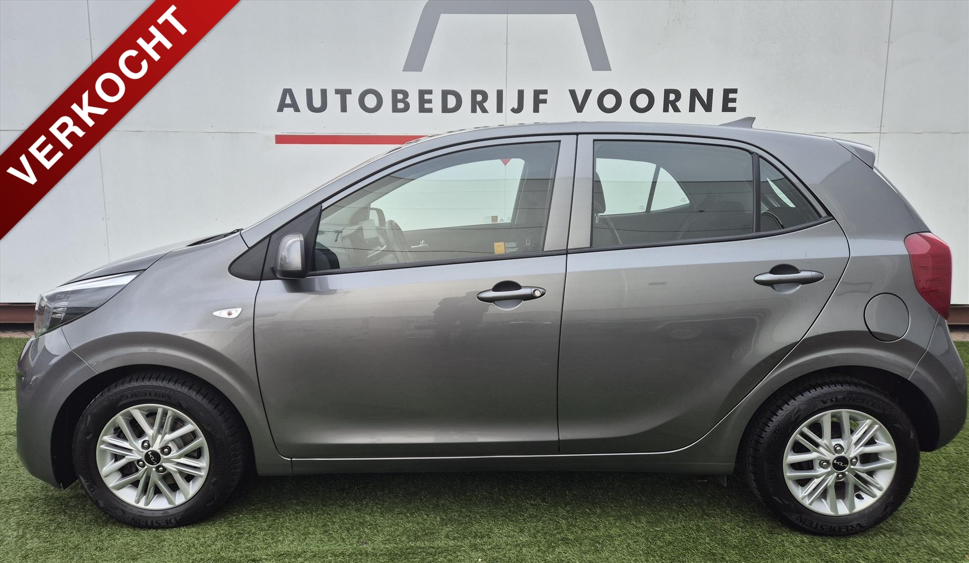 Kia Picanto 1.0 MPi 67pk 5-zits DynamicLine 2022 - voorkant