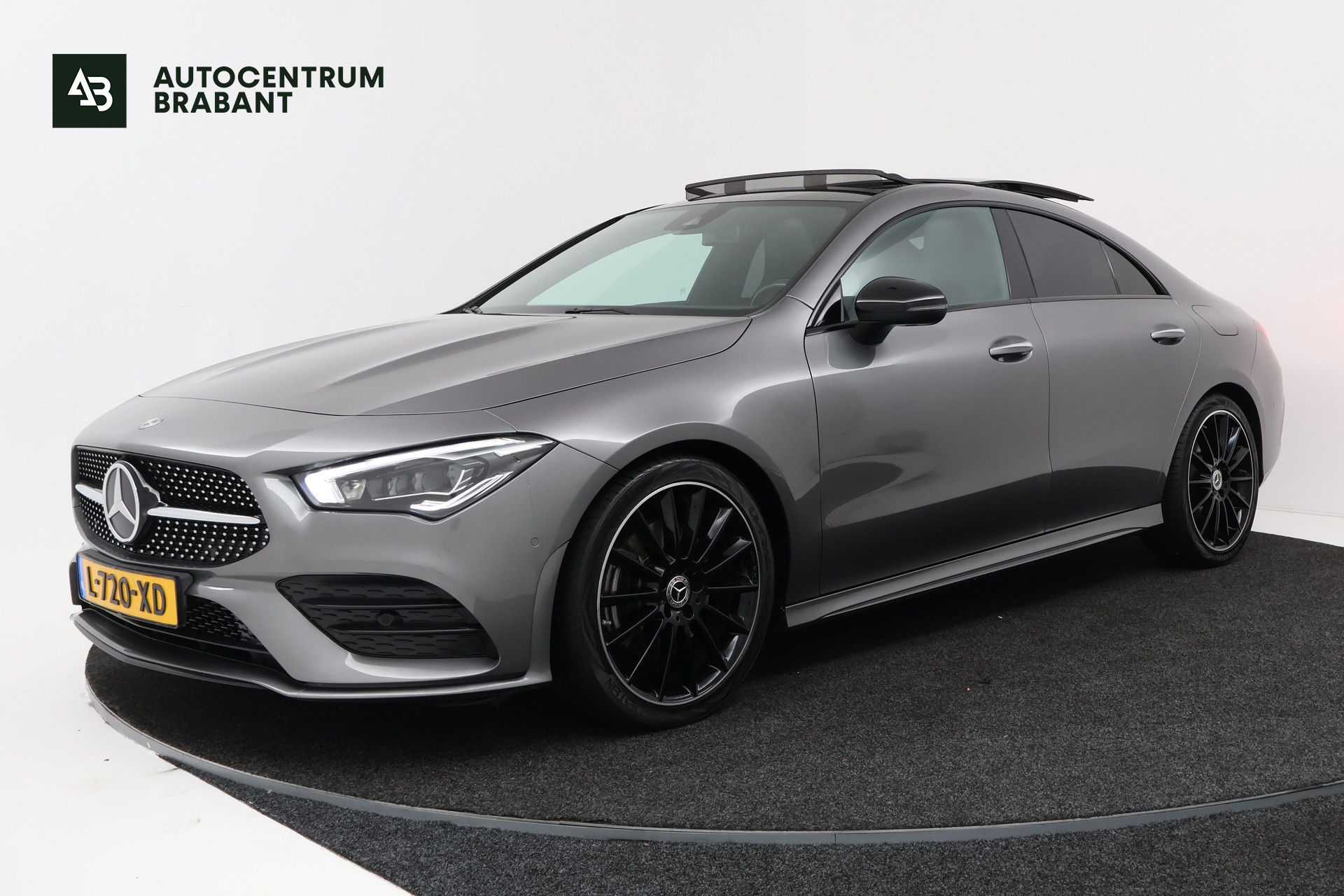 Foto van MERCEDES-BENZ CLA 200