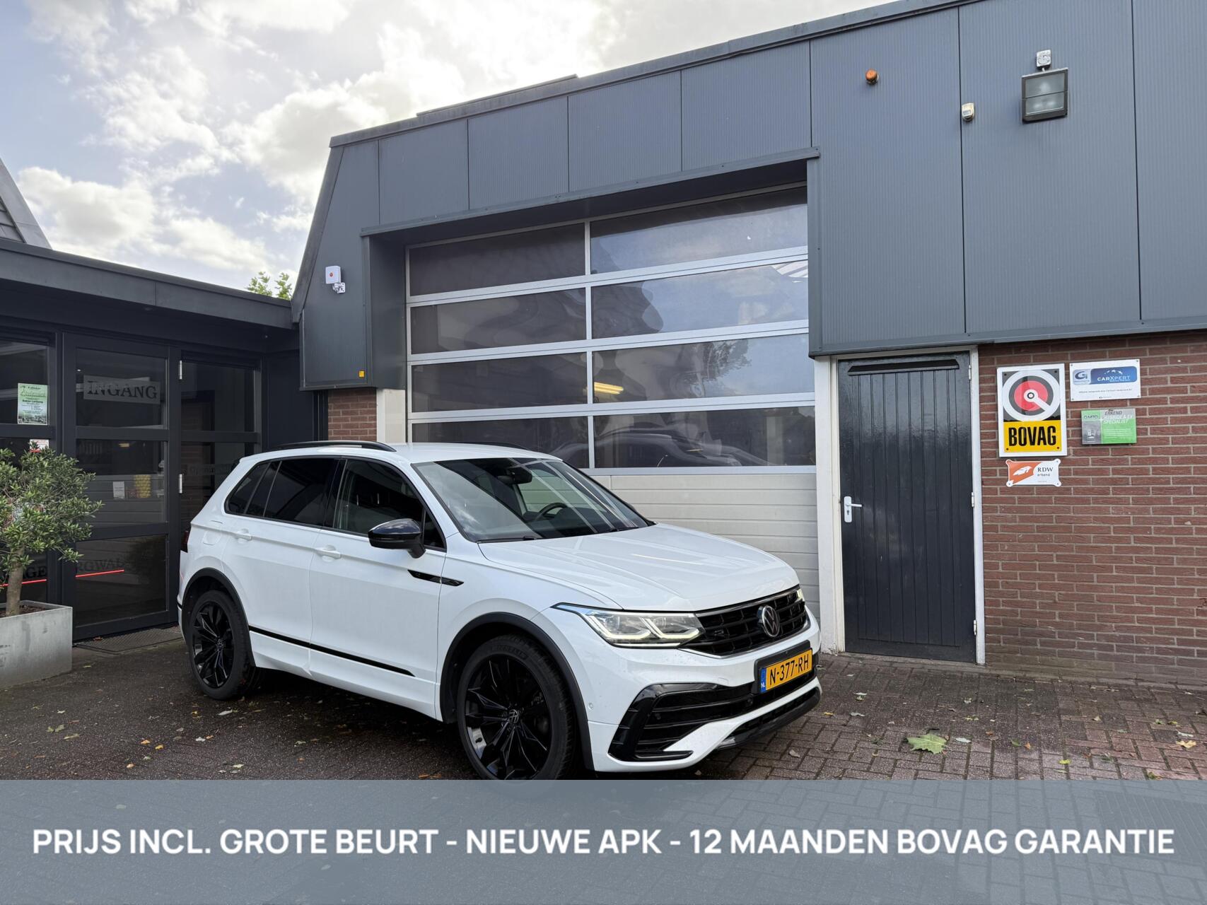 Volkswagen Tiguan 1.5 TSI R-Line BLACK STYLE/VIRTUEEL/ACC *ALL-IN PRIJS* 2021 - voorkant