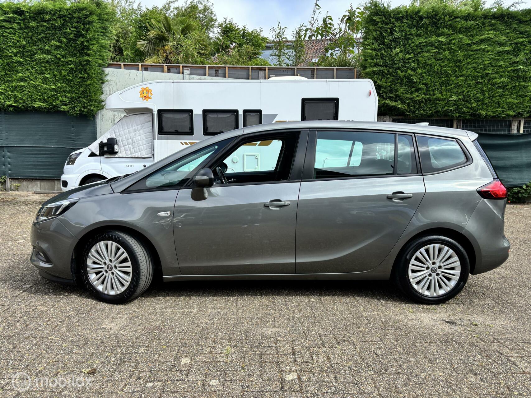 Foto van Opel Zafira
