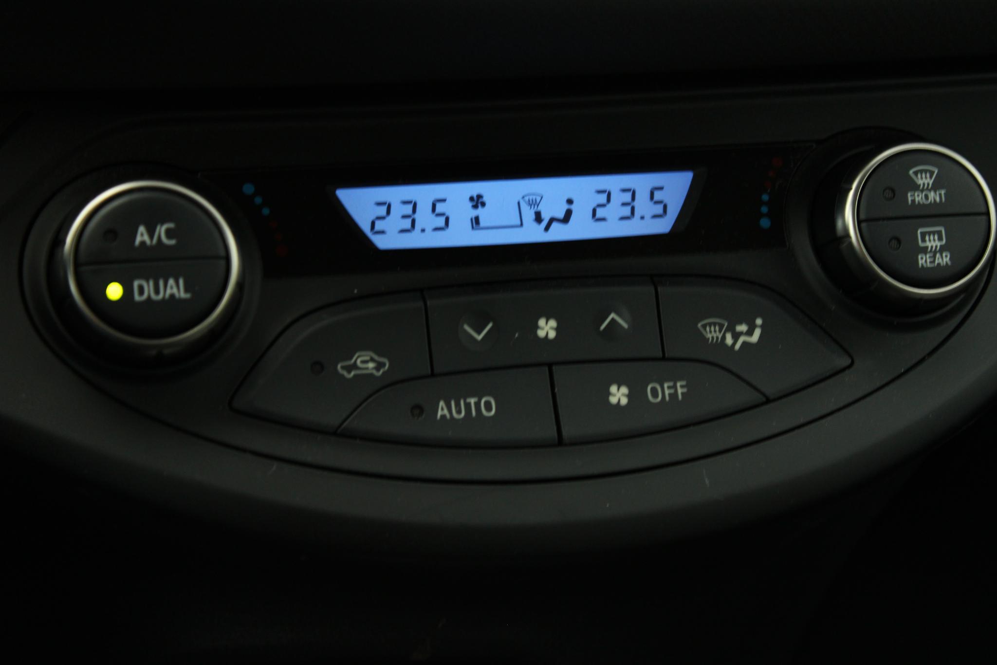 Foto van Toyota Toyota Yaris Hybrid