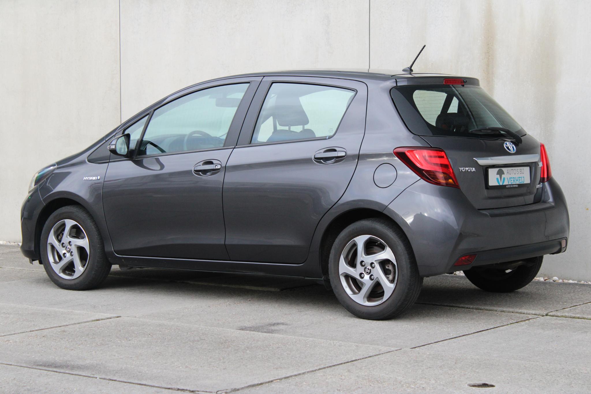 Foto van Toyota Toyota Yaris Hybrid
