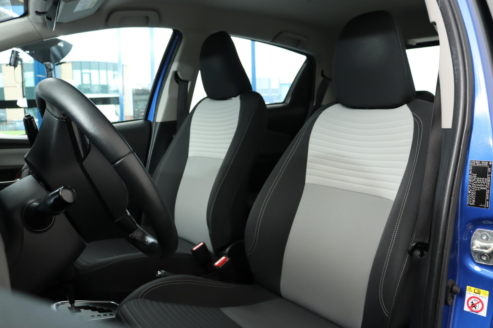 Foto van Toyota Toyota Yaris Hybrid