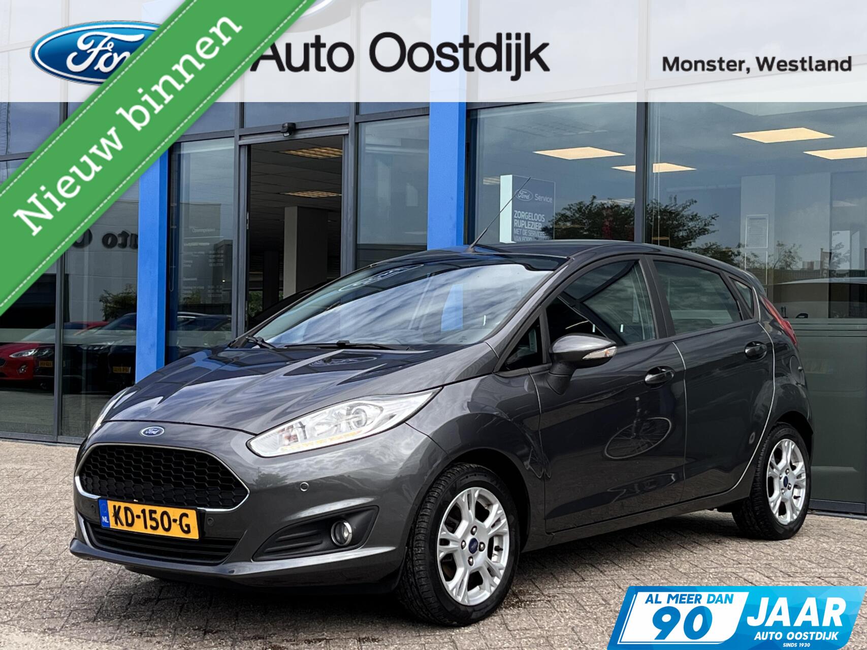 Ford Fiesta 1.0 Titanium 80PK NIEUWE DISTRIBUTIERIEM!! Cruise Navi Parkeersensoren Privacy Glass Reservewiel 15'' Velgen *Leuk* 2016 - voorkant