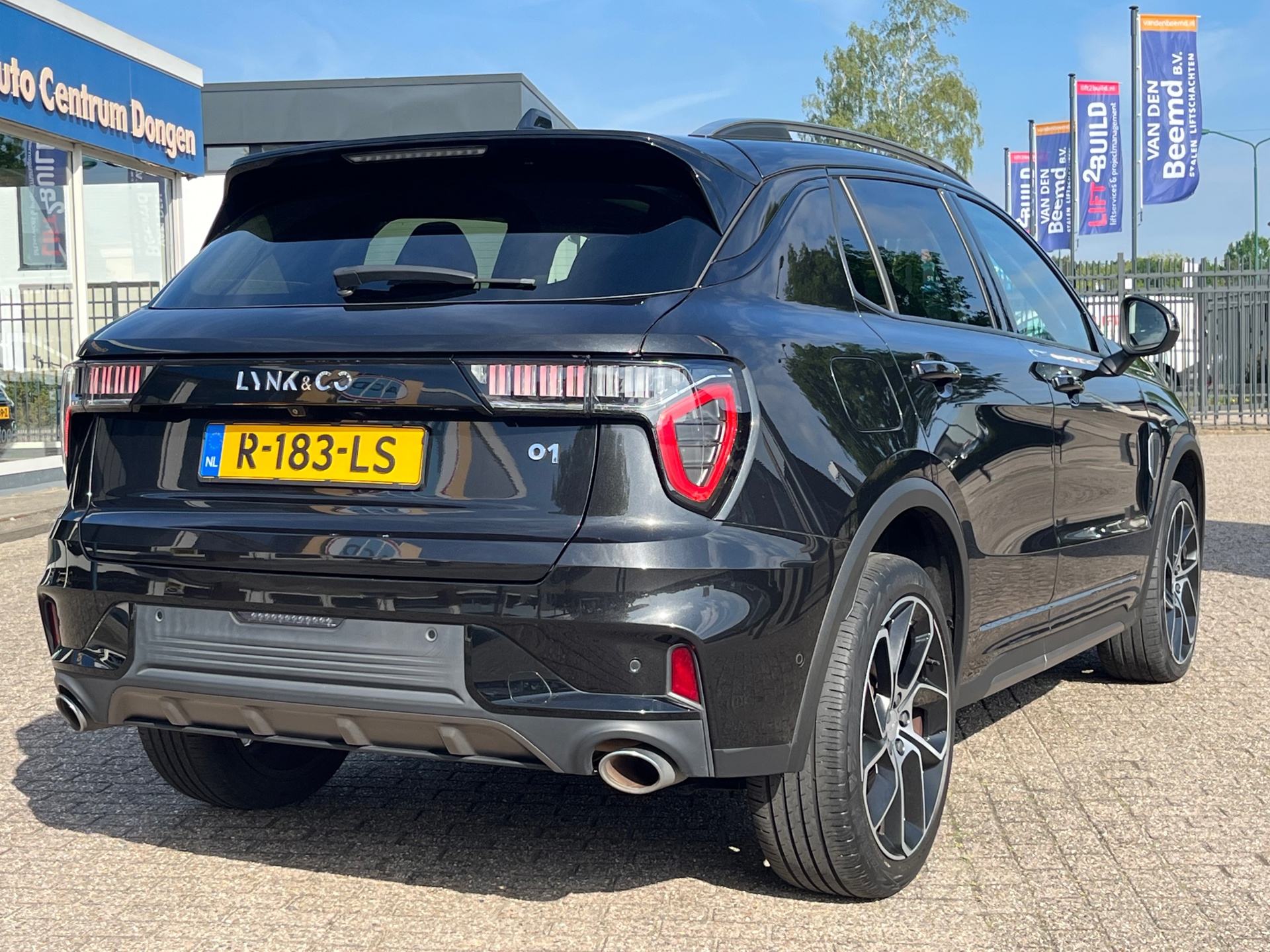 Foto van Lynk&co LYNK & Co 01