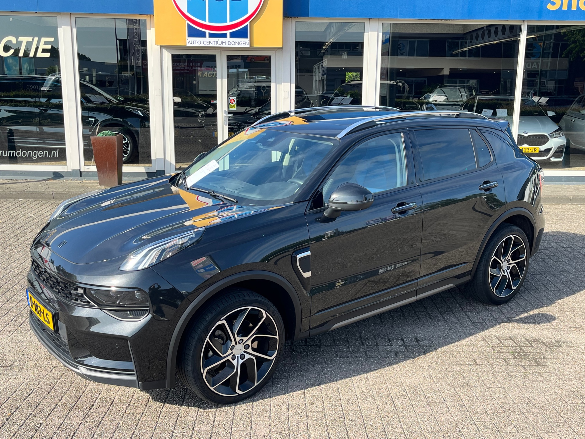 Foto van Lynk&co LYNK & Co 01