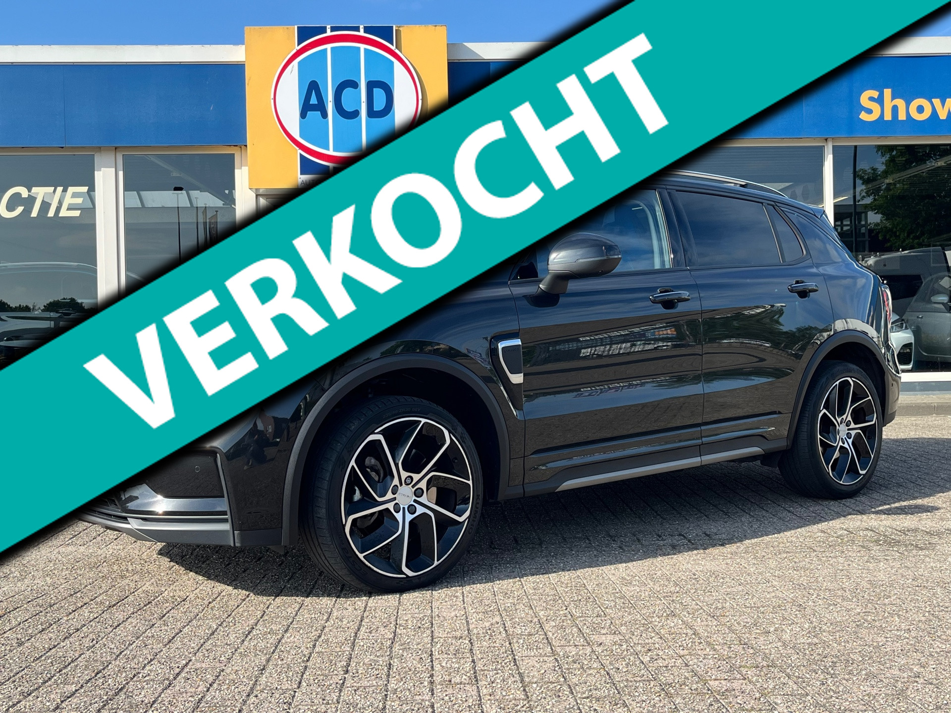 Lynk&co LYNK & Co 01 1.5 261pk PHEV 7DCTH | Orig.NL | PanoramaDak | 360 graden Camera | Carplay | 2022 - voorkant