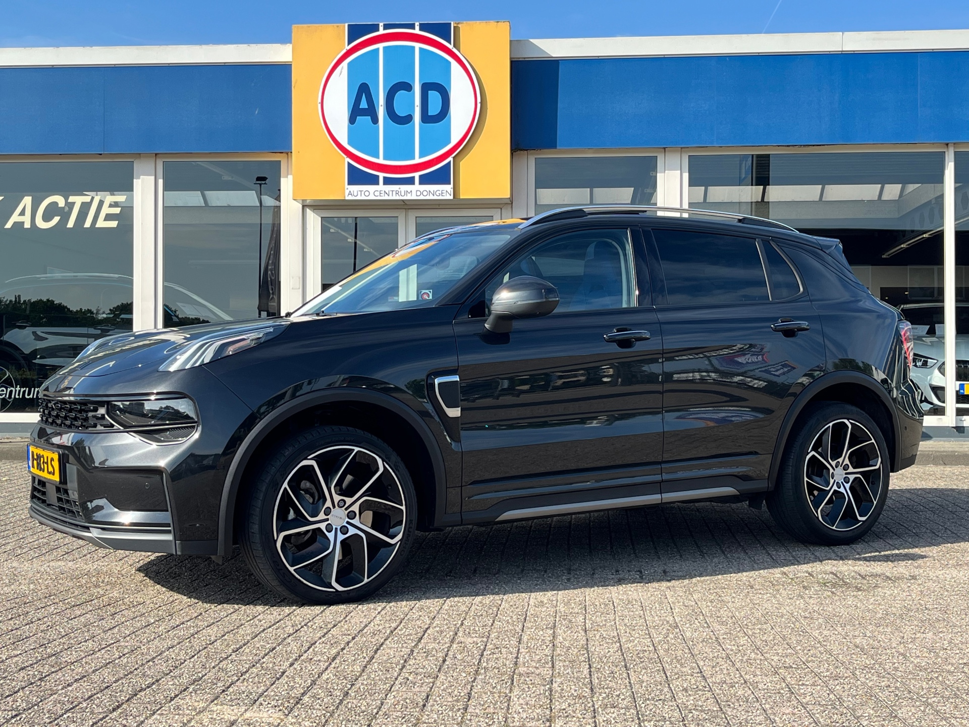 Foto van Lynk&co LYNK & Co 01