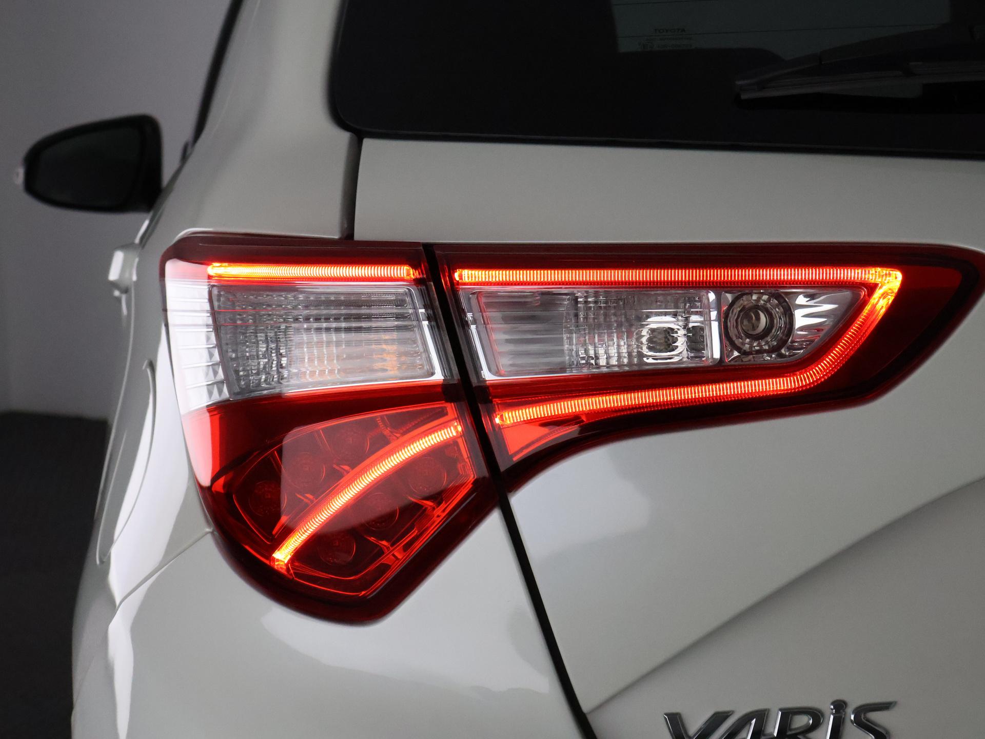 Foto van Toyota Toyota Yaris Hybrid