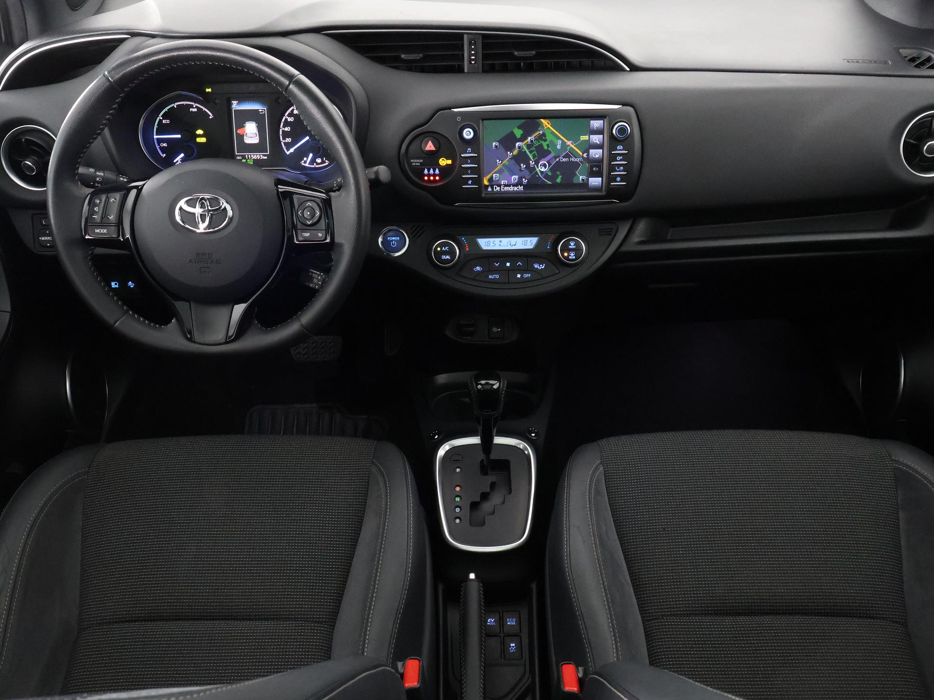 Foto van Toyota Toyota Yaris Hybrid