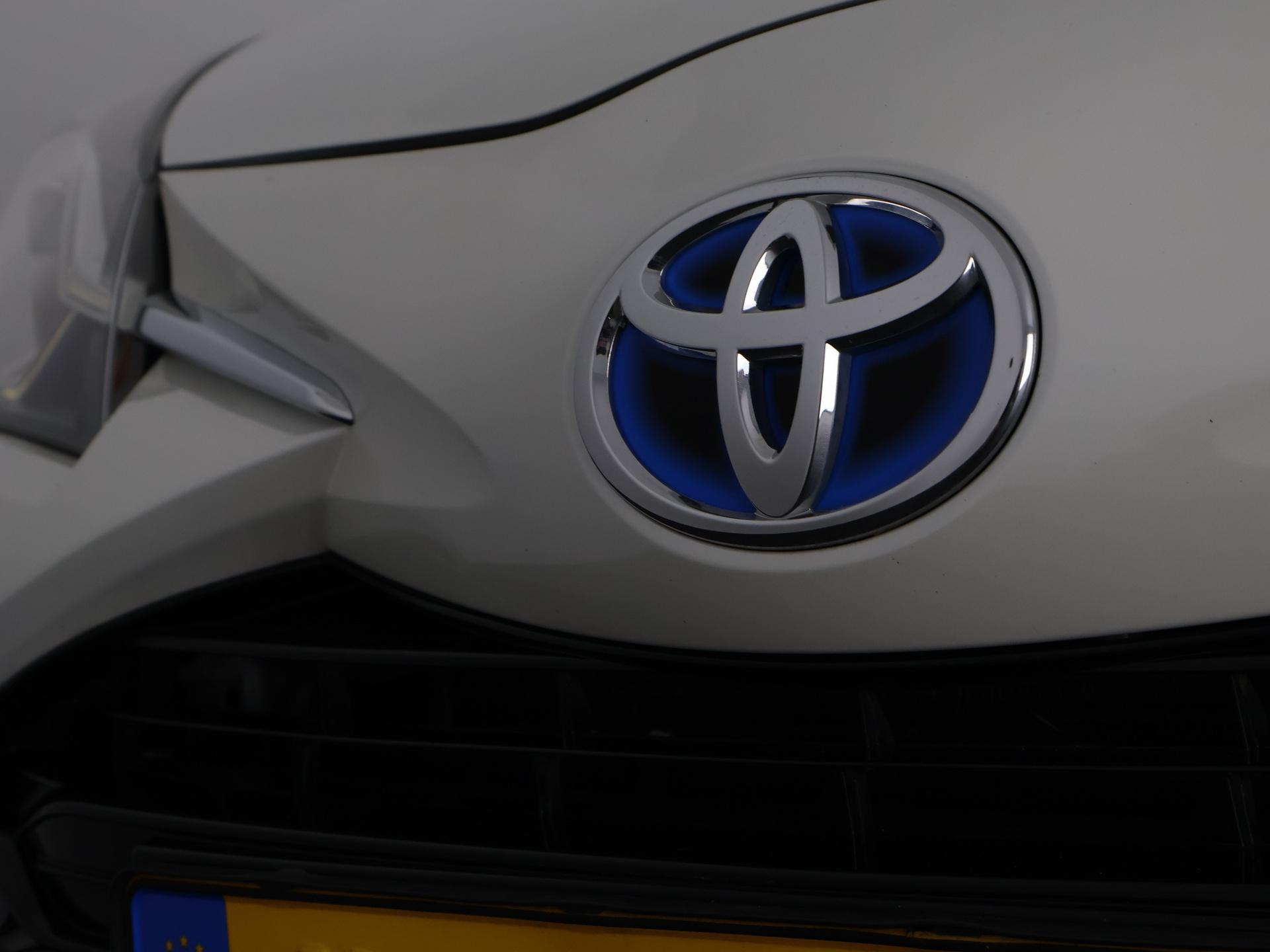 Foto van Toyota Toyota Yaris Hybrid