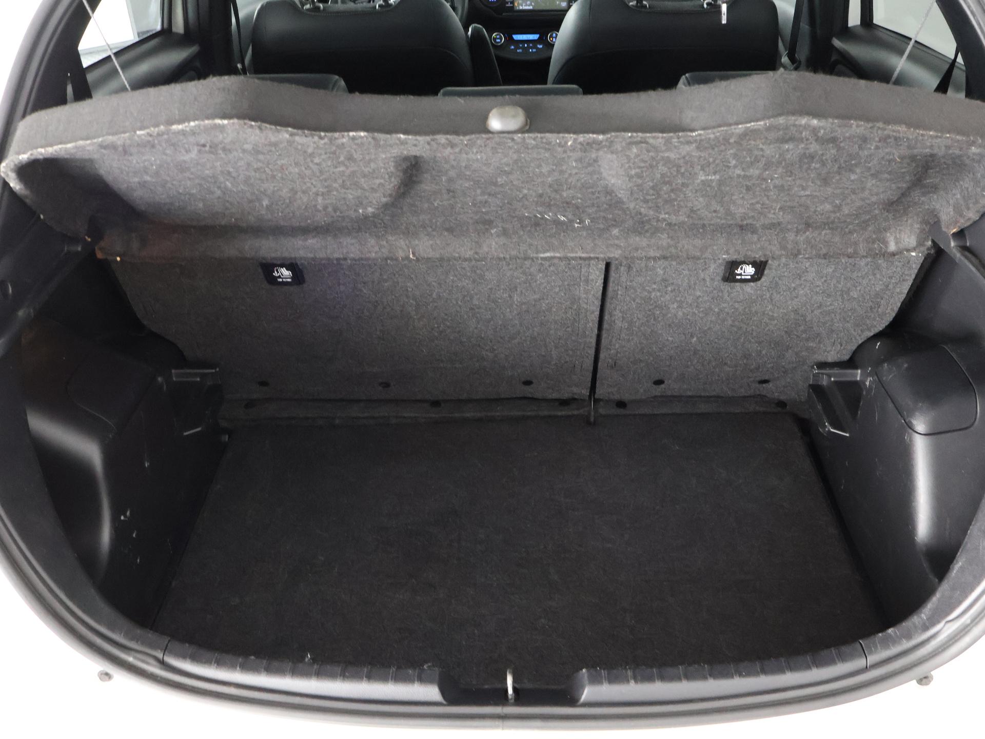 Foto van Toyota Toyota Yaris Hybrid
