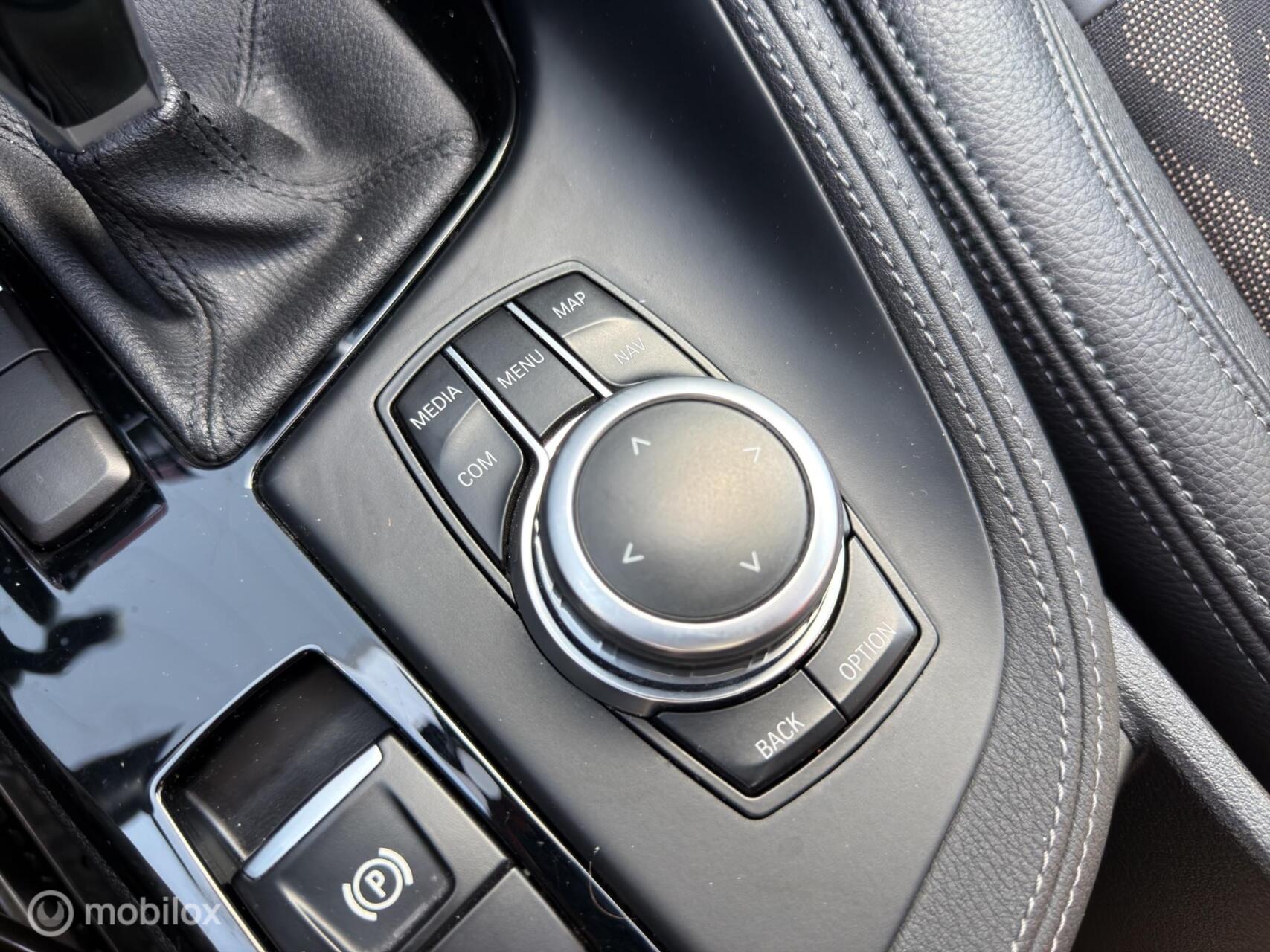 Foto van BMW X1 Sdrive18i