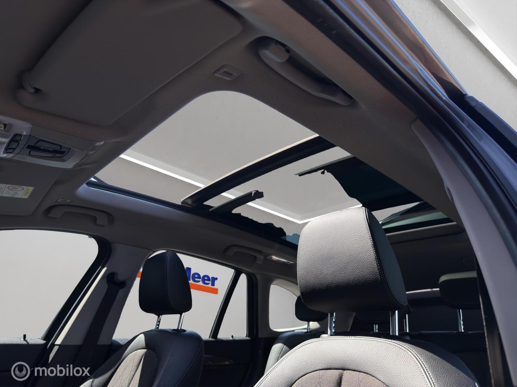 Foto van BMW X1 Sdrive18i