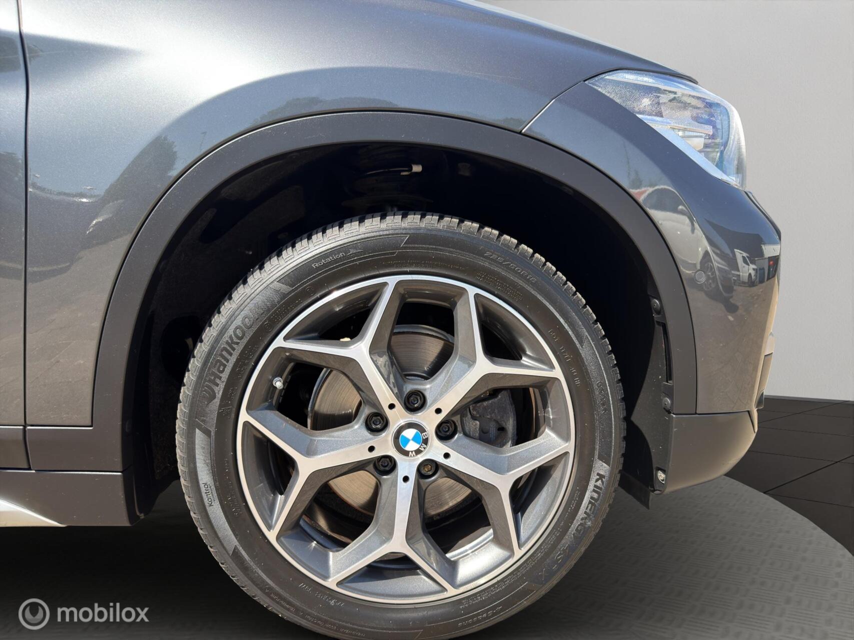 Foto van BMW X1 Sdrive18i