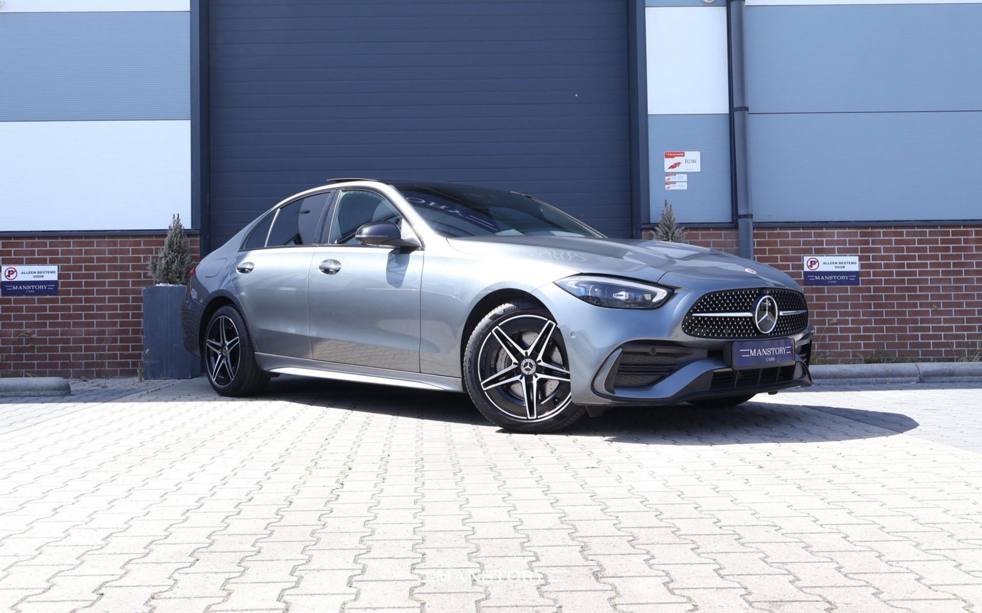 Mercedes-Benz C 300 E 300 e AMG Line 2022 - voorkant