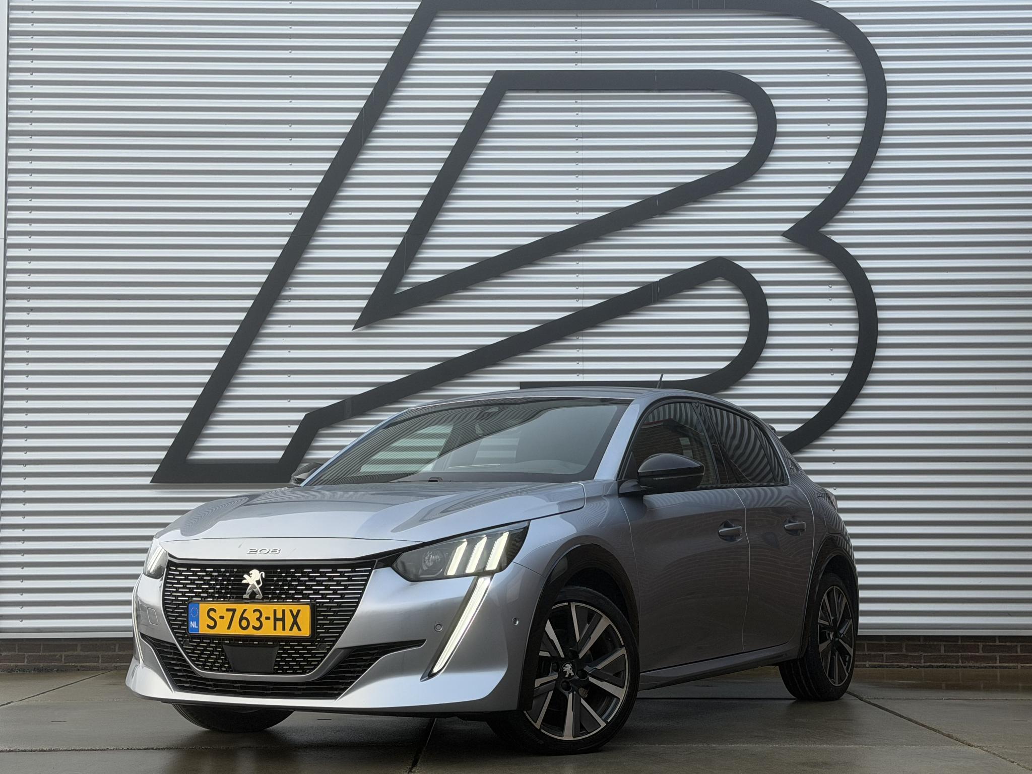 Peugeot 208 1.2 PureTech GT 2021 - voorkant