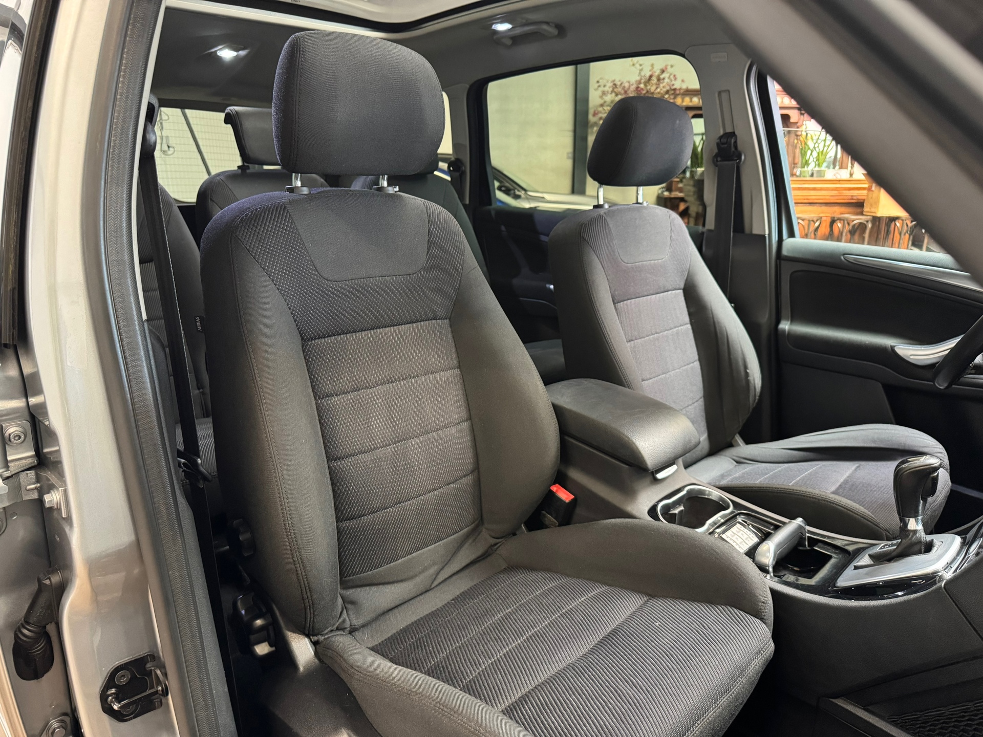 Foto van Ford S-max