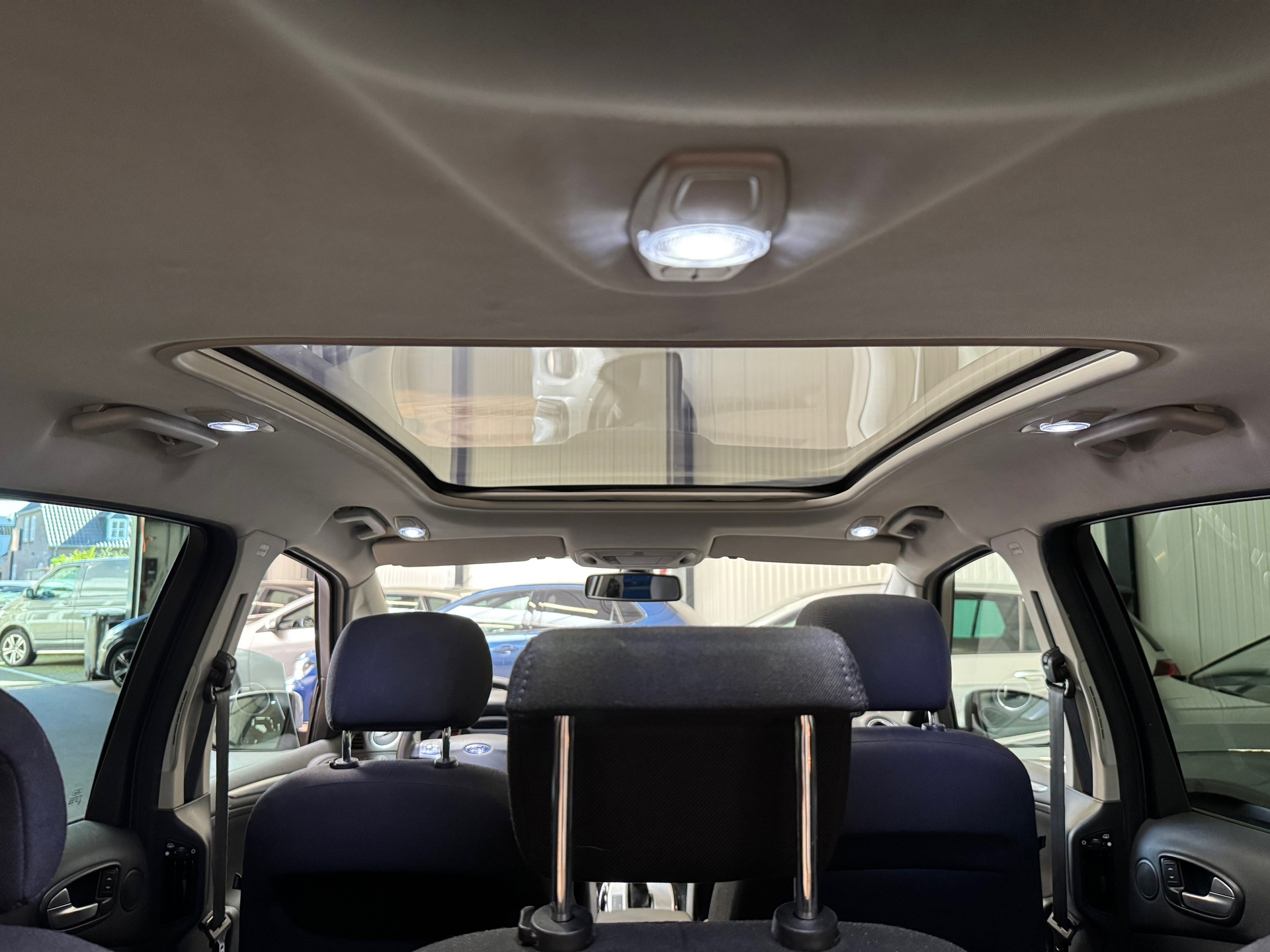 Foto van Ford S-max