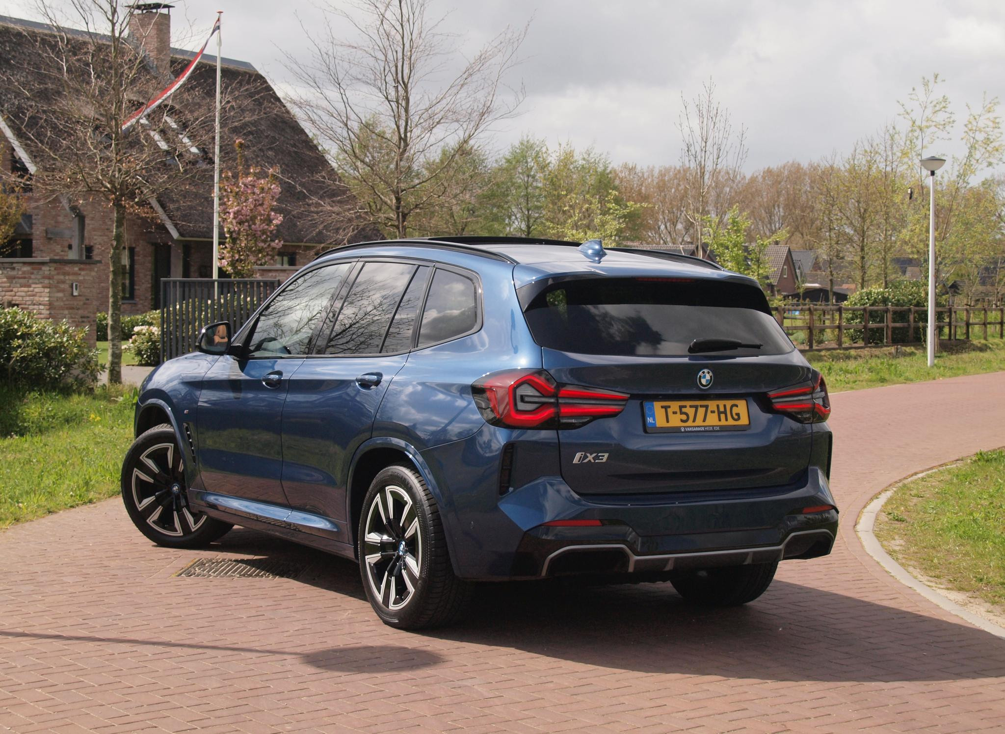 Foto van BMW Ix3