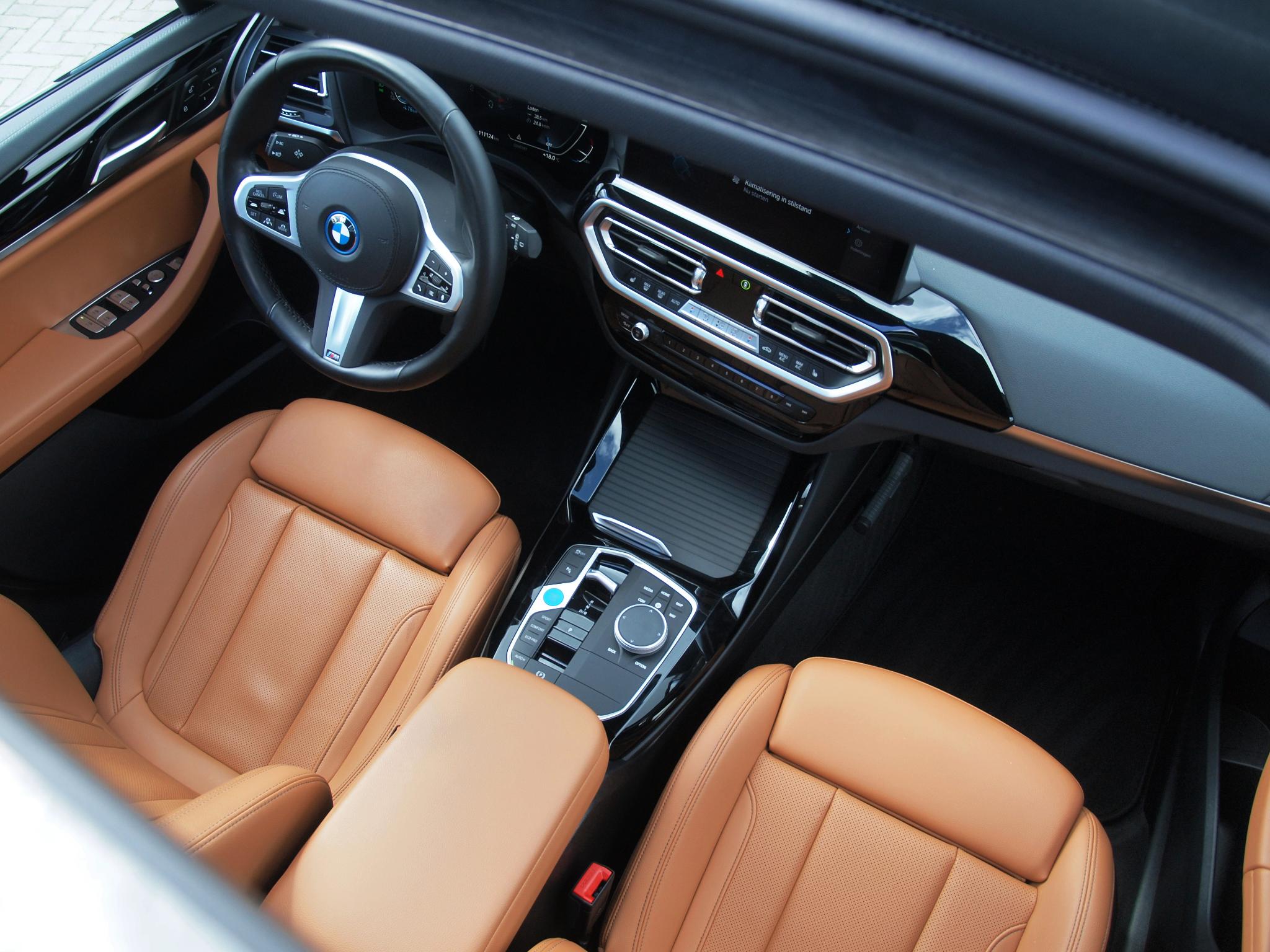 Foto van BMW Ix3