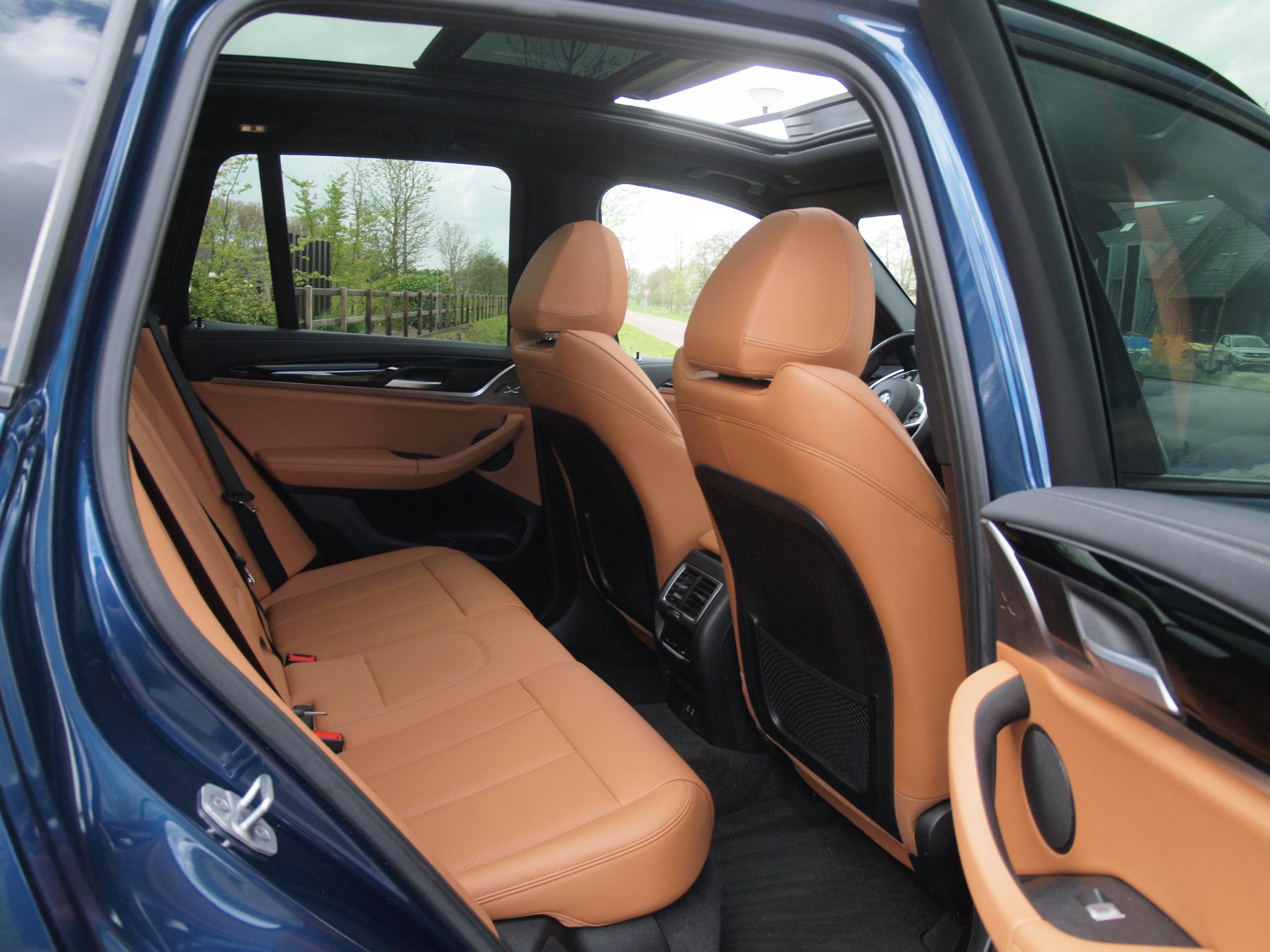 Foto van BMW Ix3