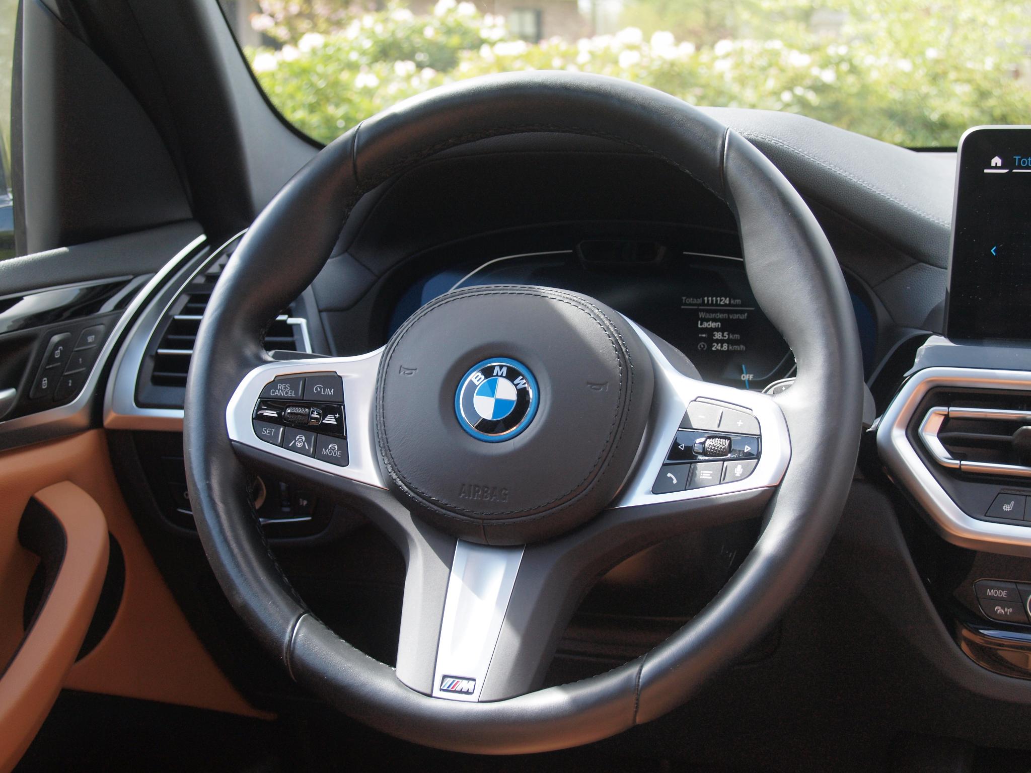 Foto van BMW Ix3