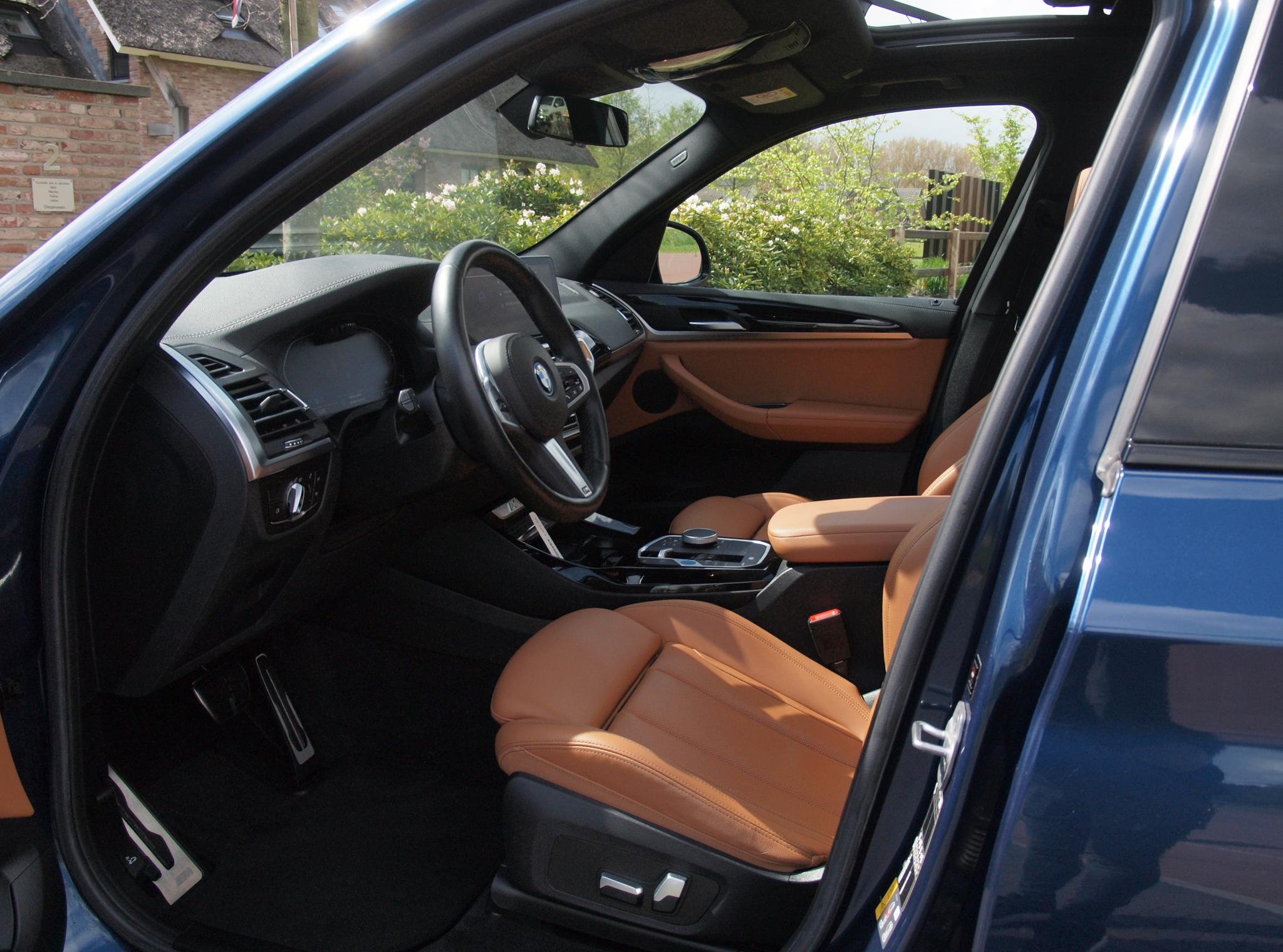 Foto van BMW Ix3