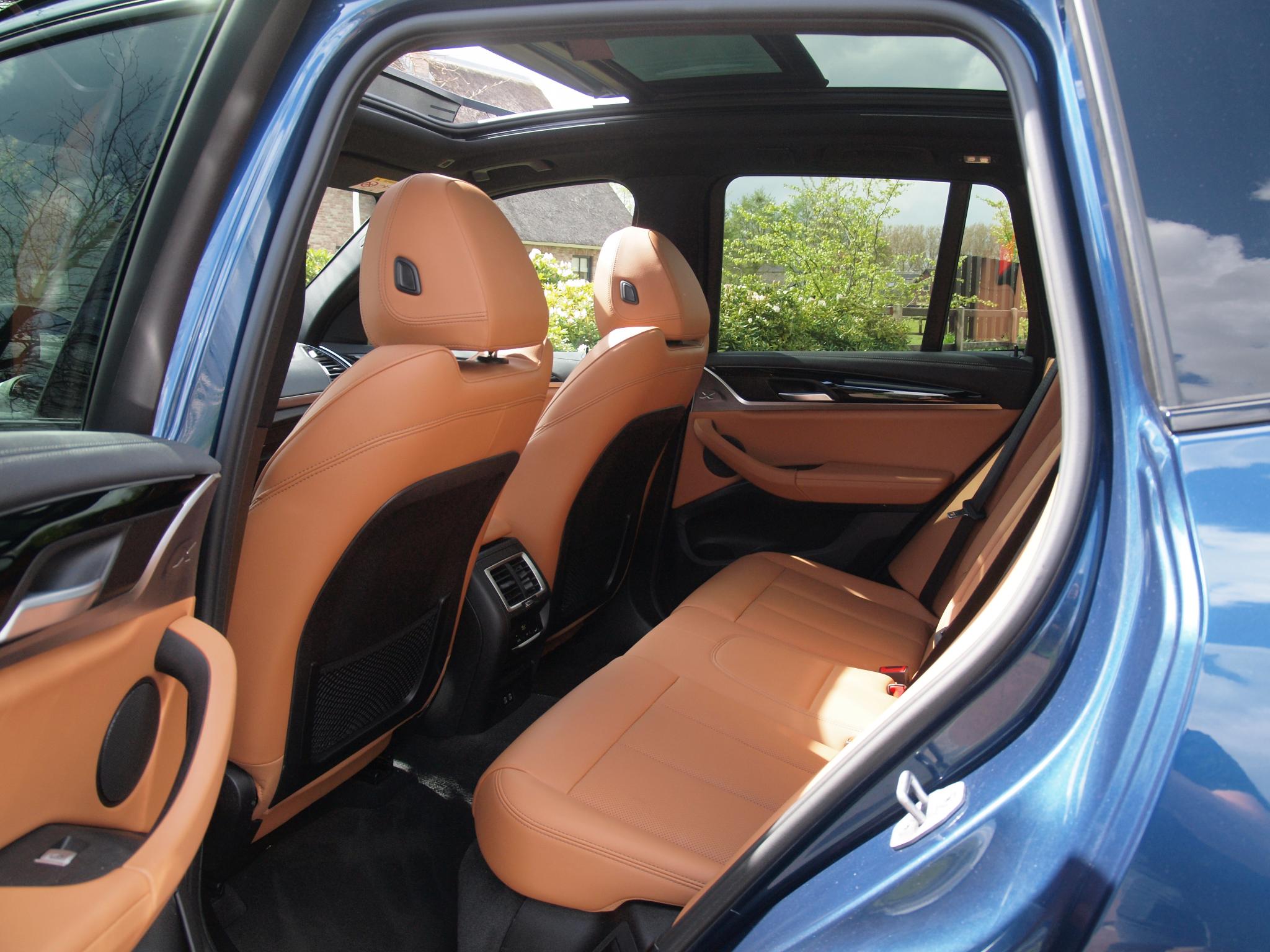 Foto van BMW Ix3