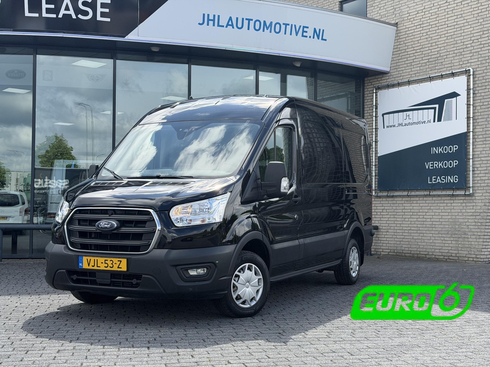 Ford Transit 310 2.0 TDCI L2H2 Tr 2021 - voorkant