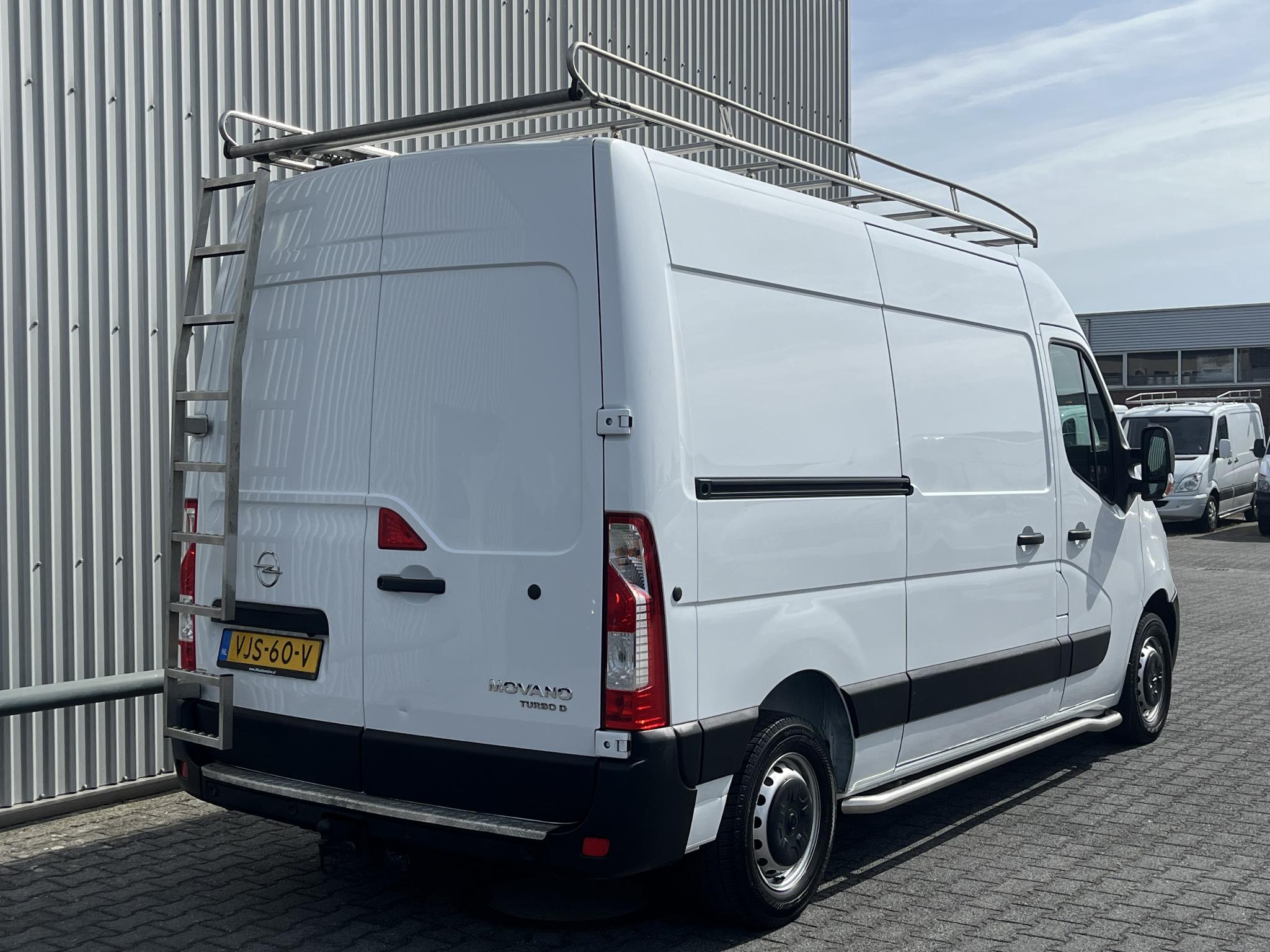 Foto van Opel Movano