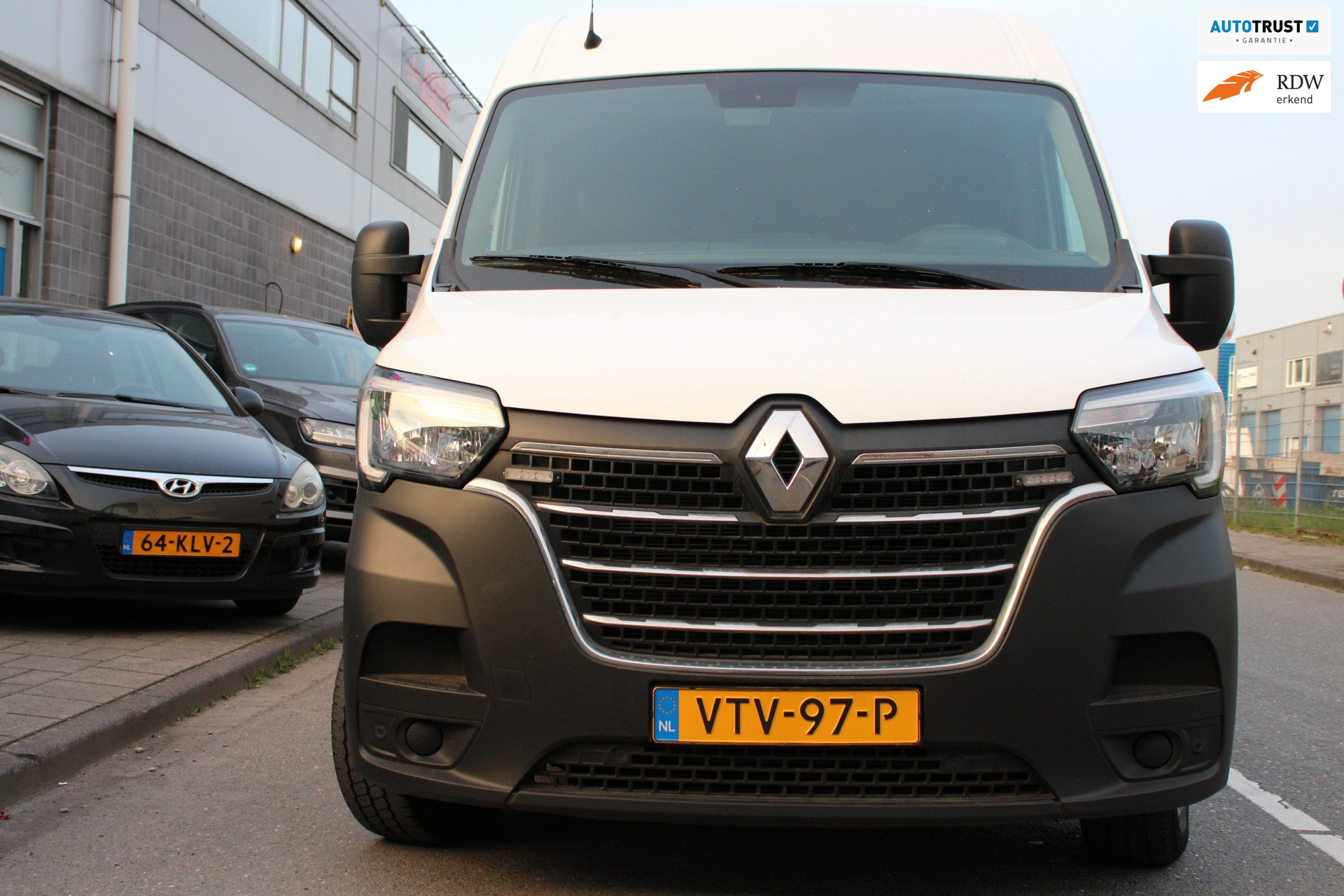 Renault Master T35 2.3 dCi 150 L2H2 DC Energy Comfort 3.5T Trekvermogen 2023 - voorkant