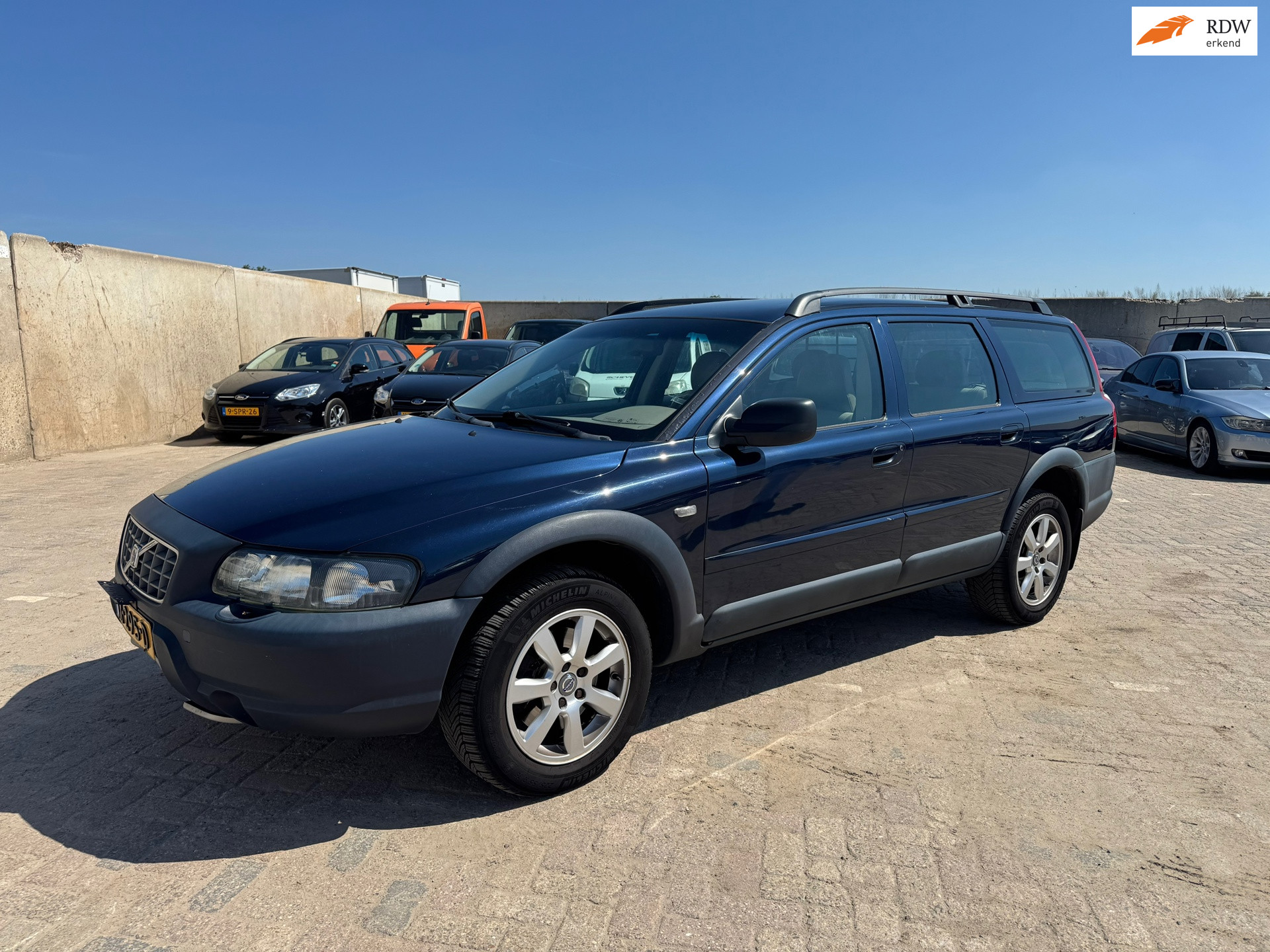 Volvo V70 2.4 T AWD / NETTE STAAT / INRUILKOOPJE! 2001 - voorkant