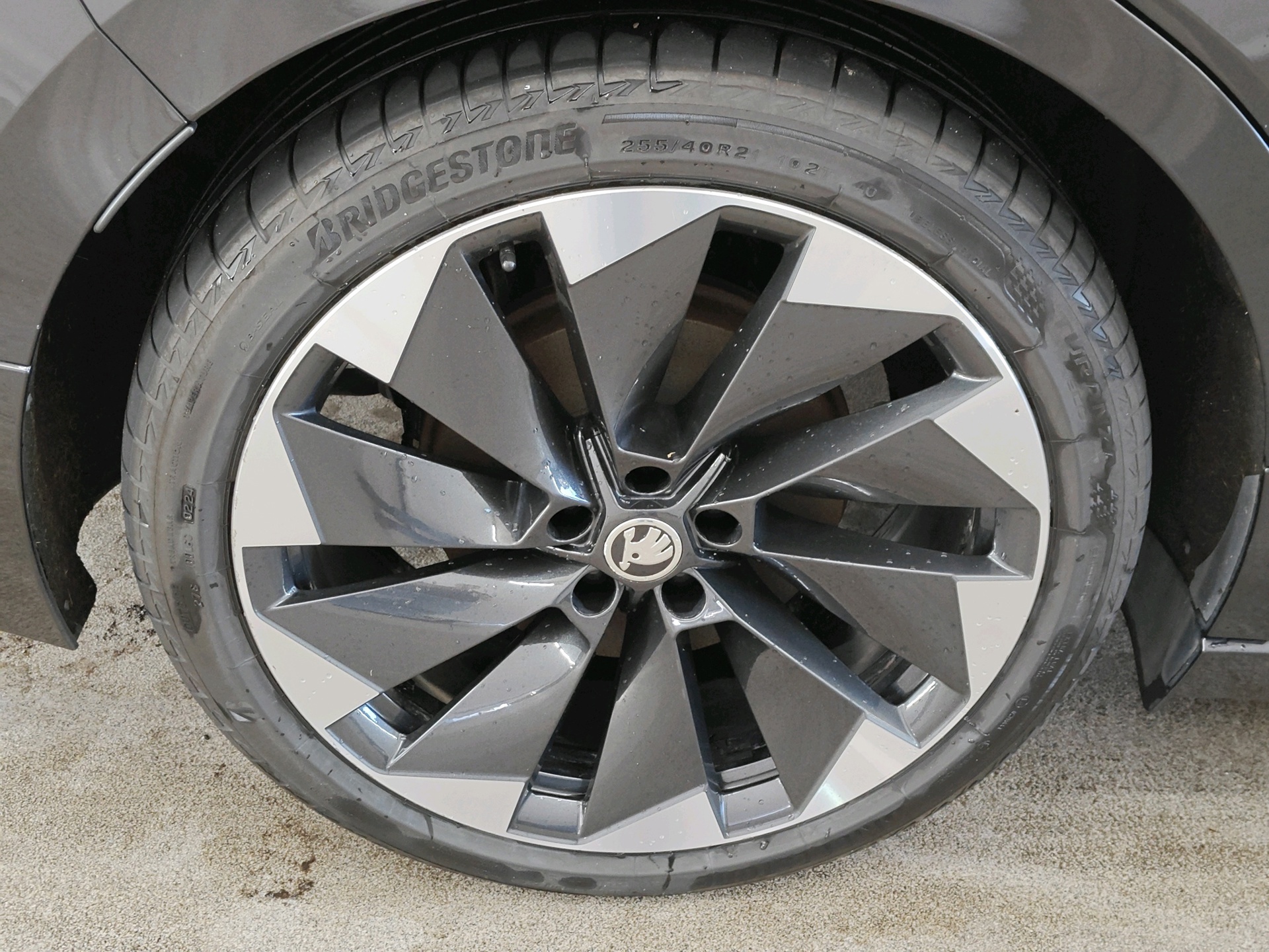 Foto van Skoda Enyaq 80