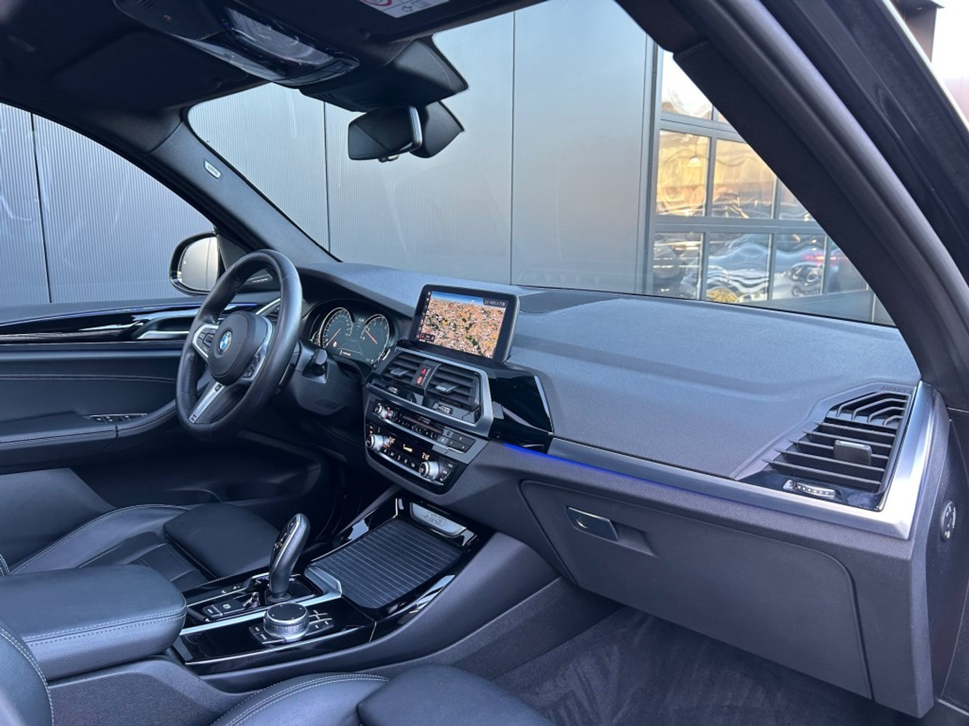 Foto van BMW X3 Xdrive20i
