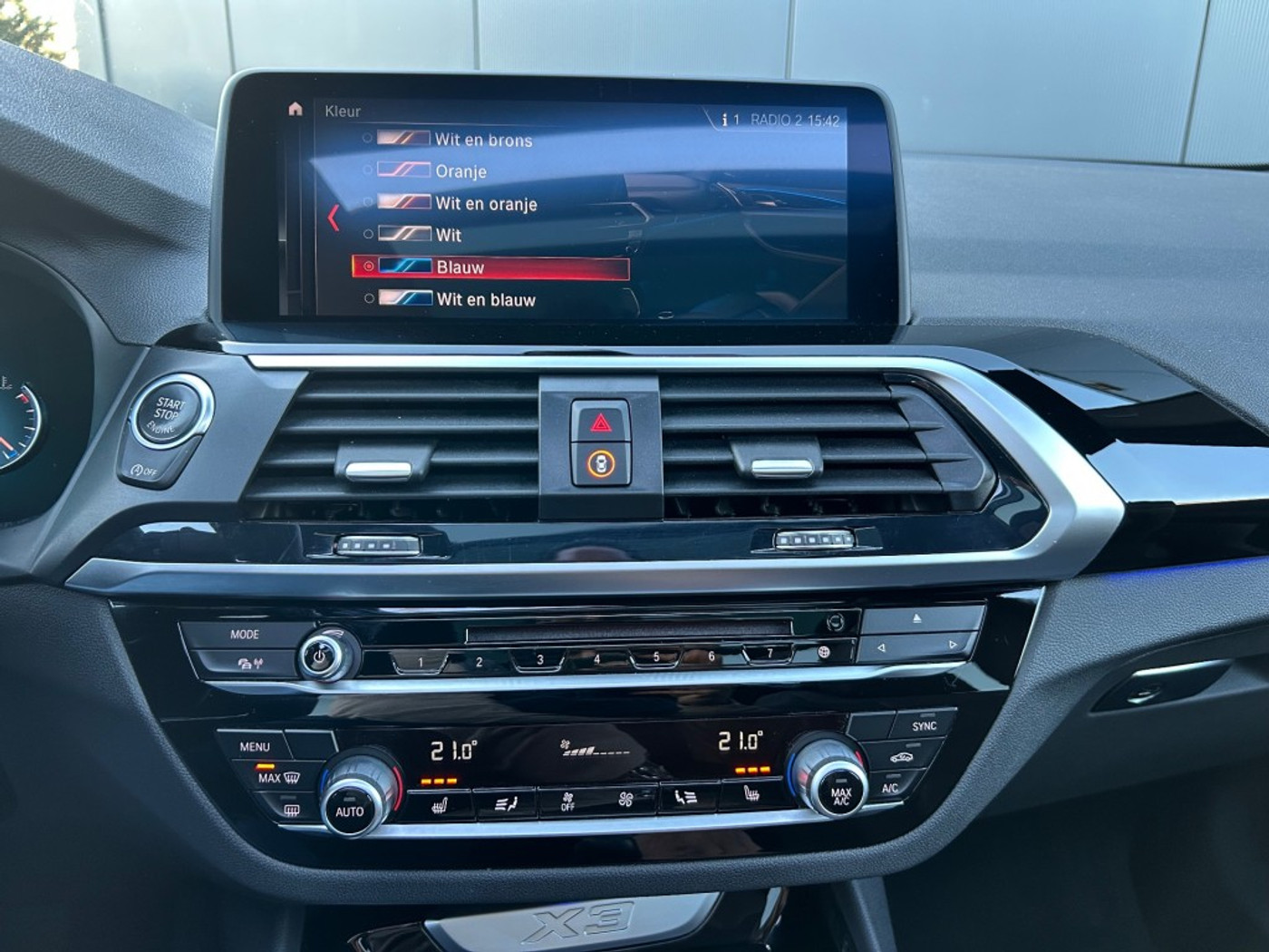 Foto van BMW X3 Xdrive20i