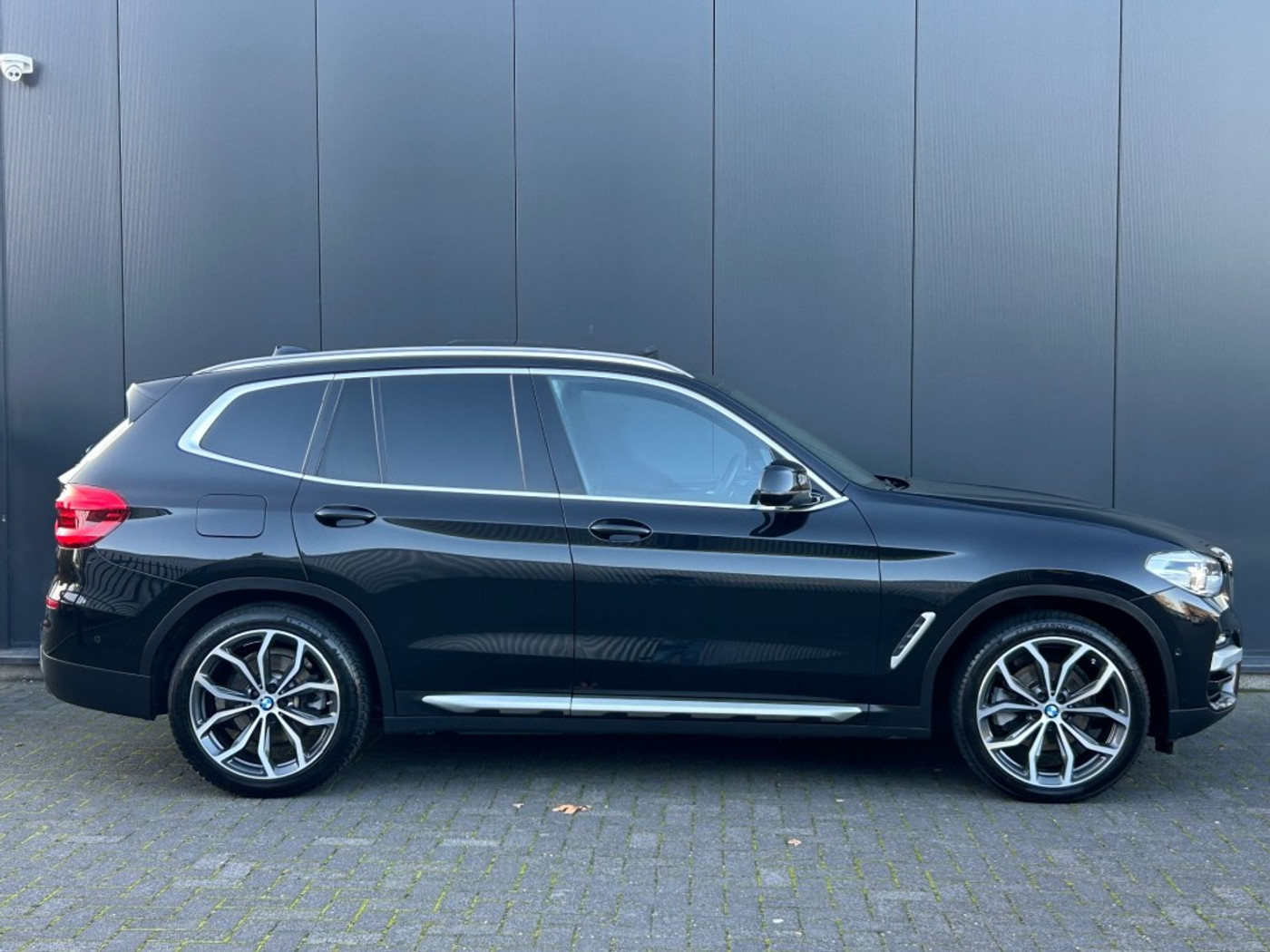Foto van BMW X3 Xdrive20i