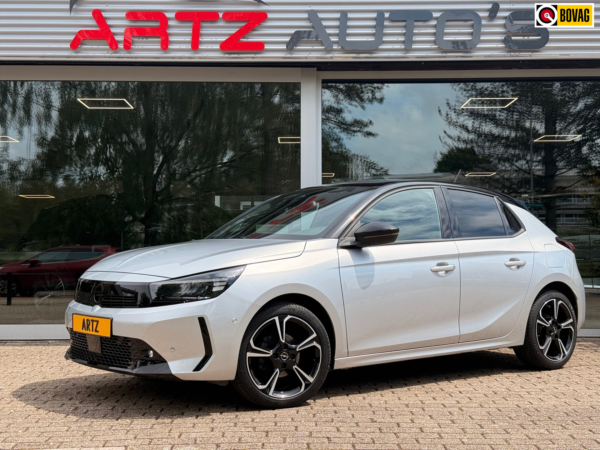 Opel Corsa 1.2 GS l Panoramadak l LED l Carplay l Winter pack l Blind-spot 2024 - voorkant