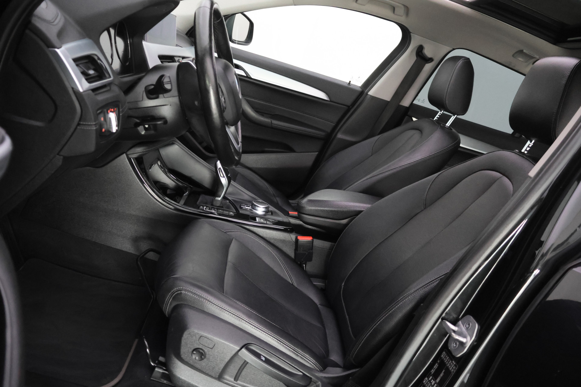 Foto van BMW X2 Xdrive20i