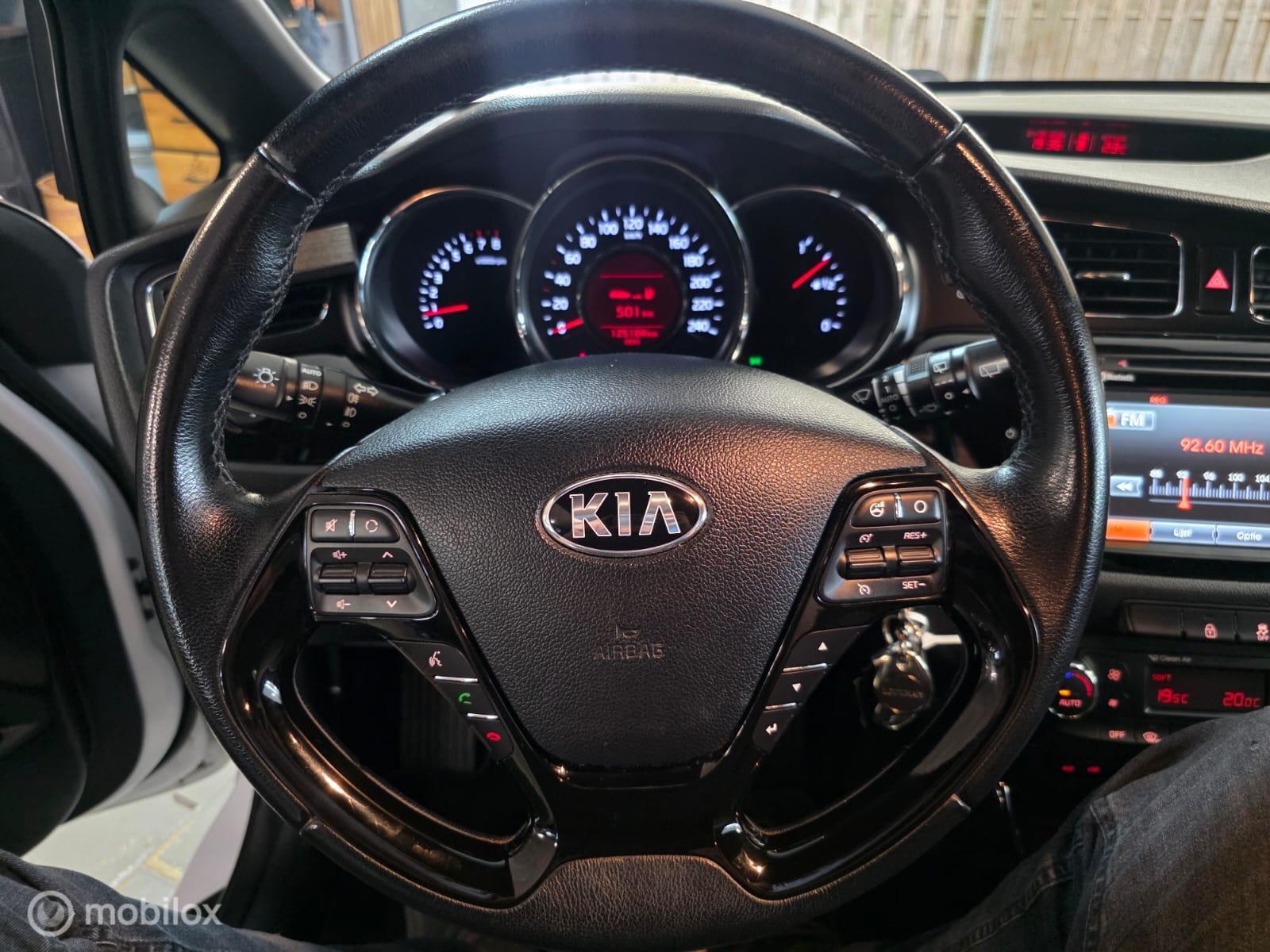 Foto van Kia Cee D