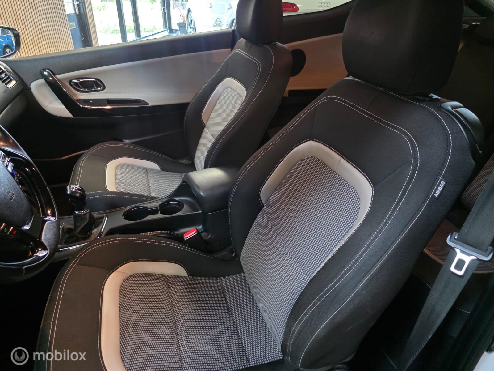 Foto van Kia Cee D