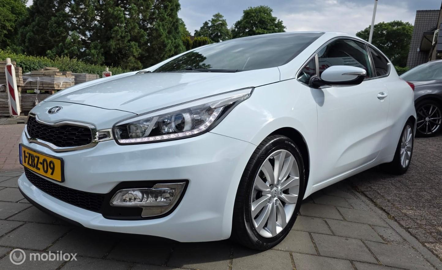 Foto van Kia Cee D