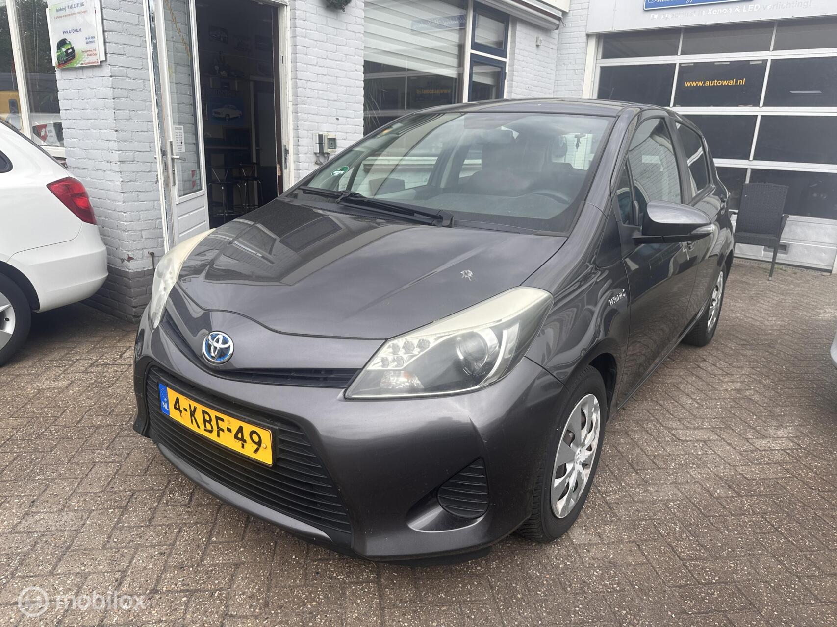 Foto van TOYOTA TOYOTA YARIS HYBRID