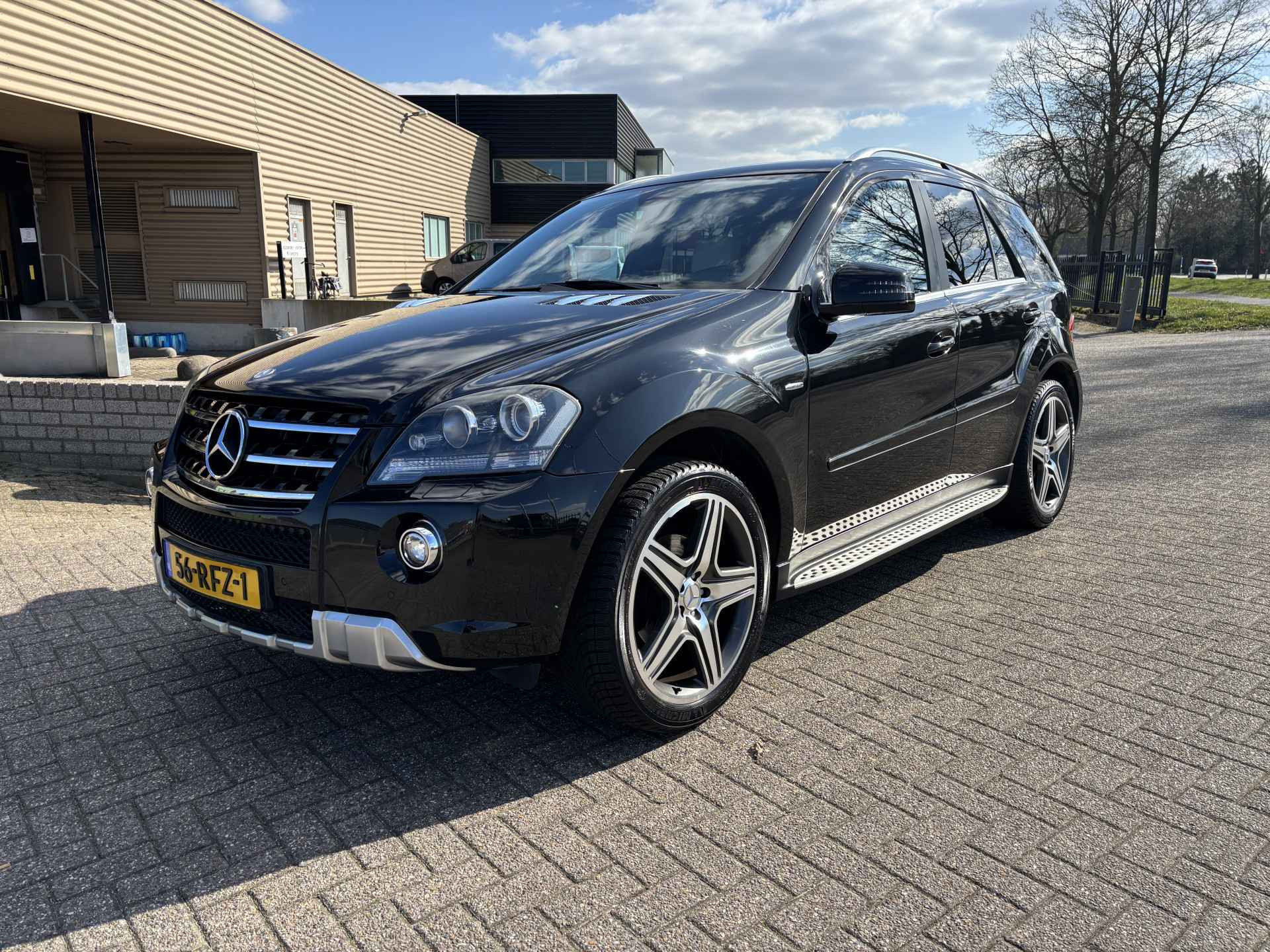 Foto van MERCEDES-BENZ ML 350 4MATIC
