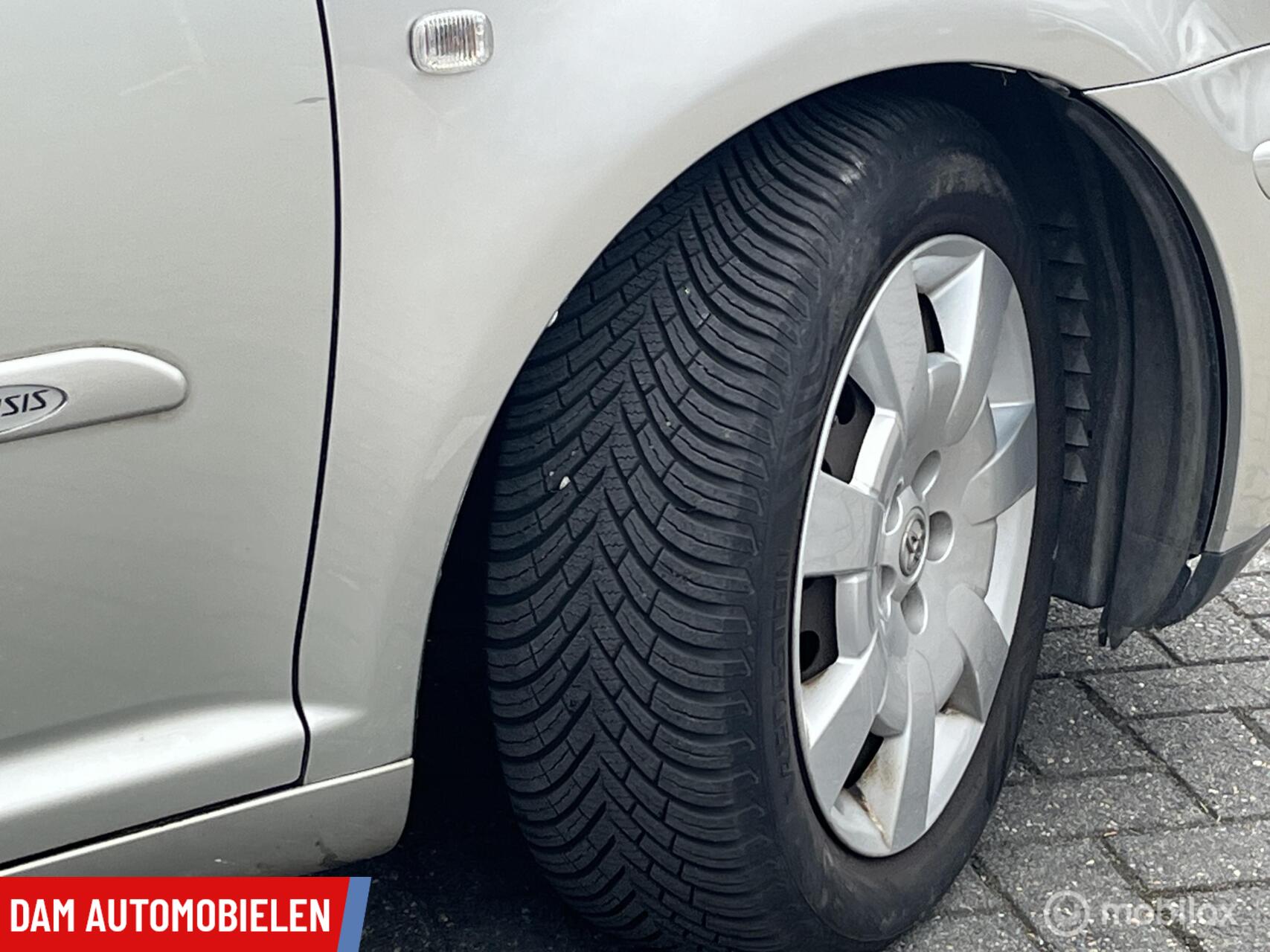 Foto van Toyota Toyota Avensis