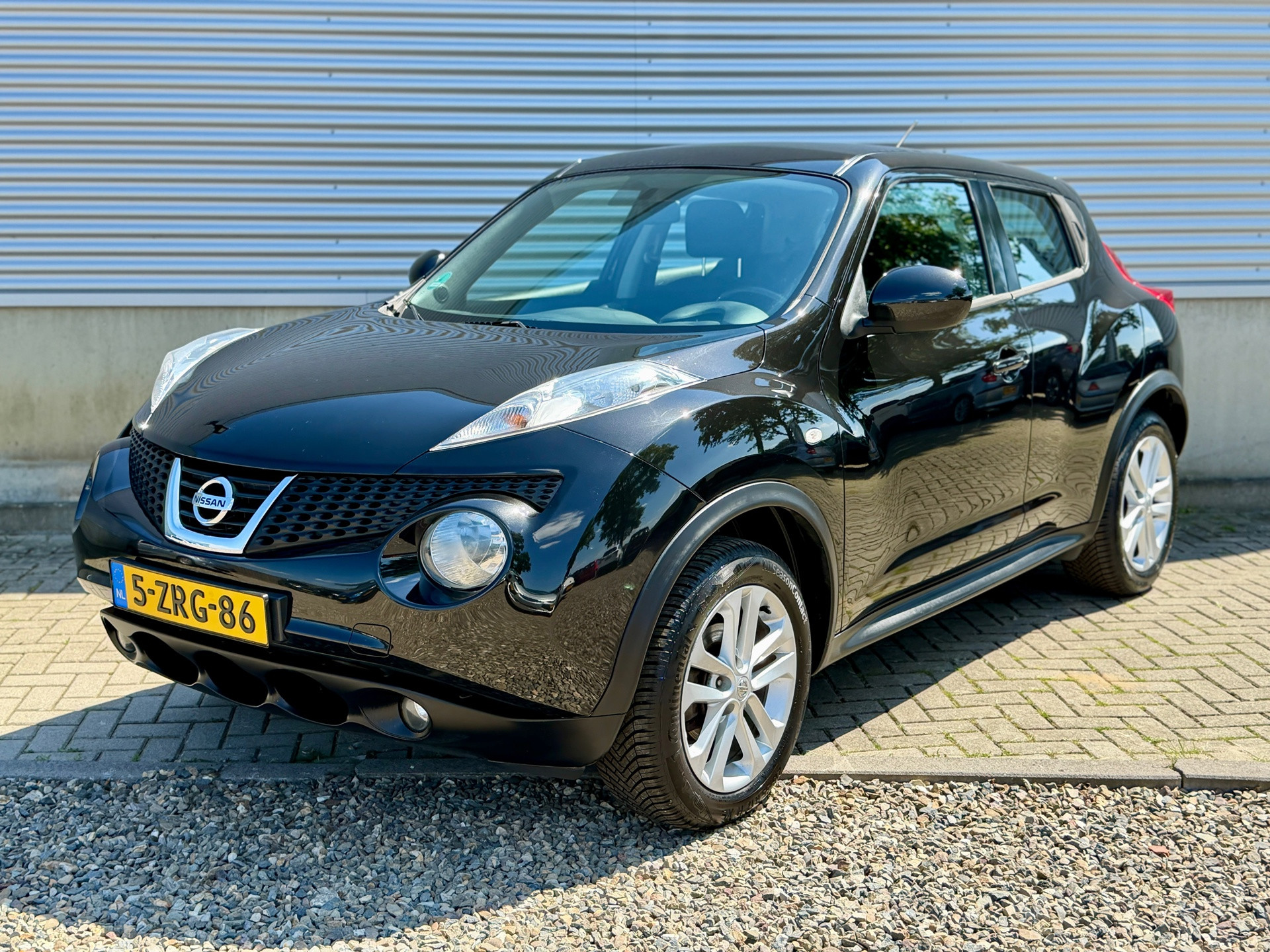 Nissan Nissan Juke 1.6 Acenta [ ecc,audio,cruise,17``lmv ] 2014 - voorkant