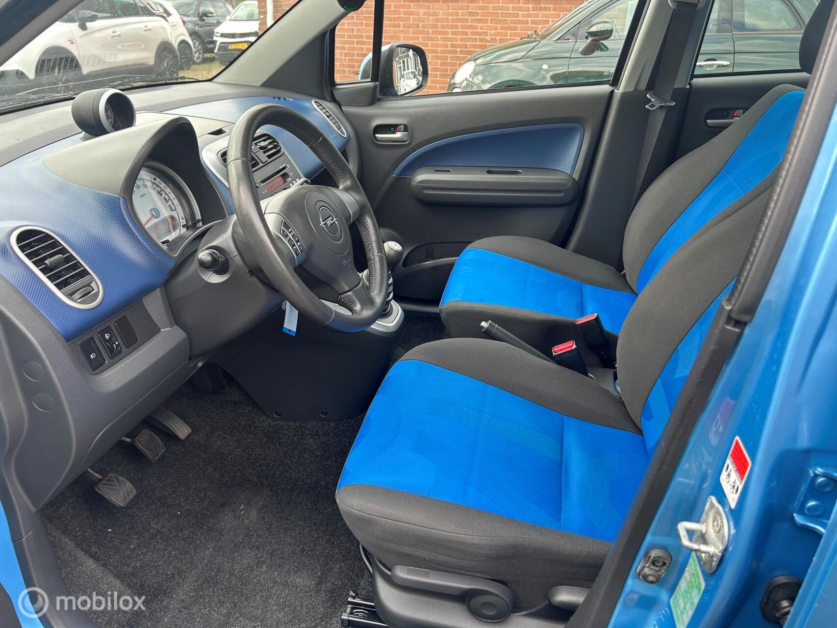 Foto van Opel Agila