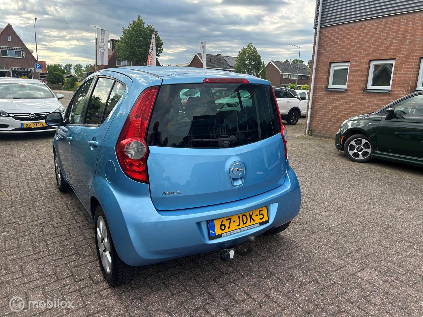 Foto van Opel Agila