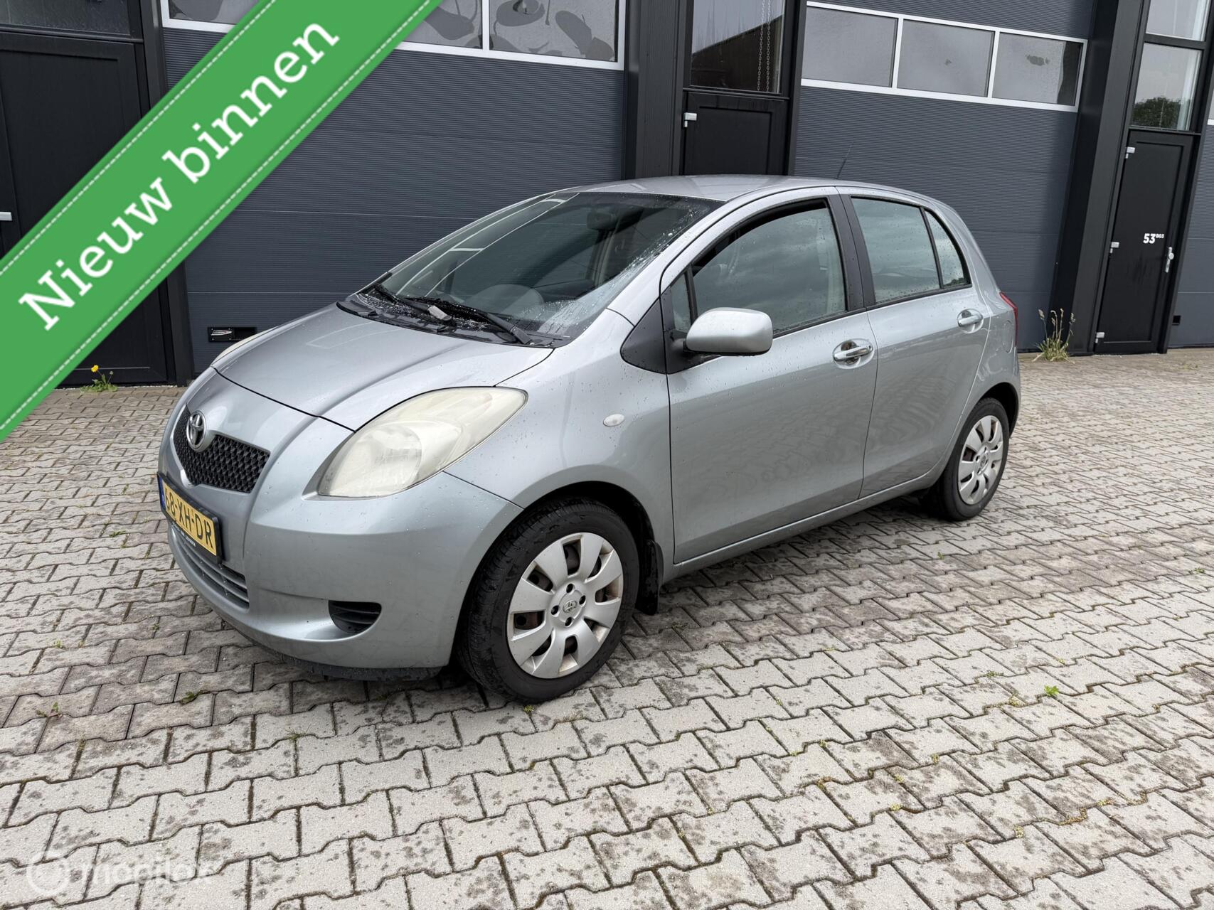 Toyota Toyota Yaris 1.3 VVTi Sol MMT automaat airco 2007 - voorkant