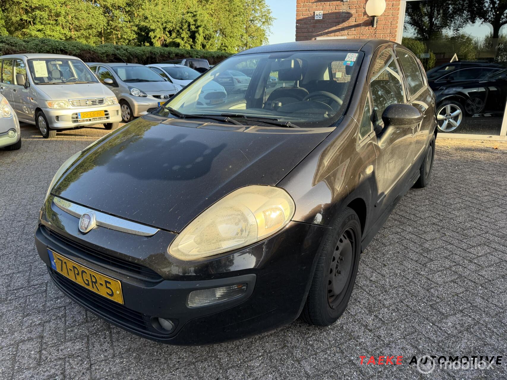 Fiat Fiat Punto 1.3 M-Jet Dynamic Clima/Cruise 2011 - voorkant